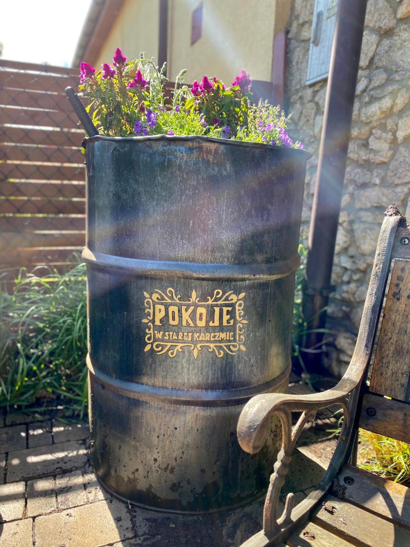 Pokoje w Starej Karczmie - by Upstairs