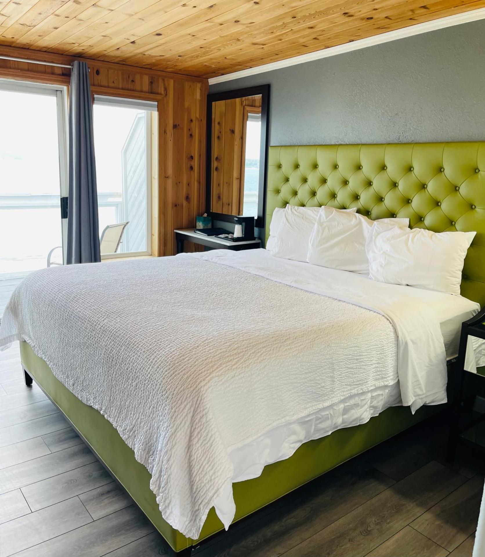 King Room with Balcony