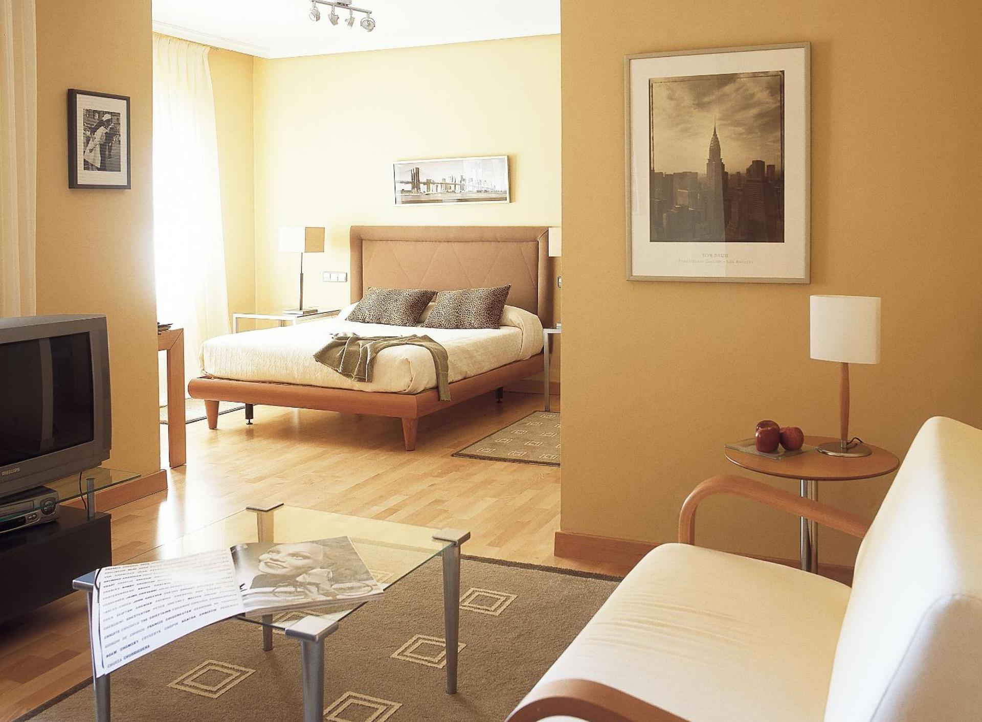 Photo of the whole room