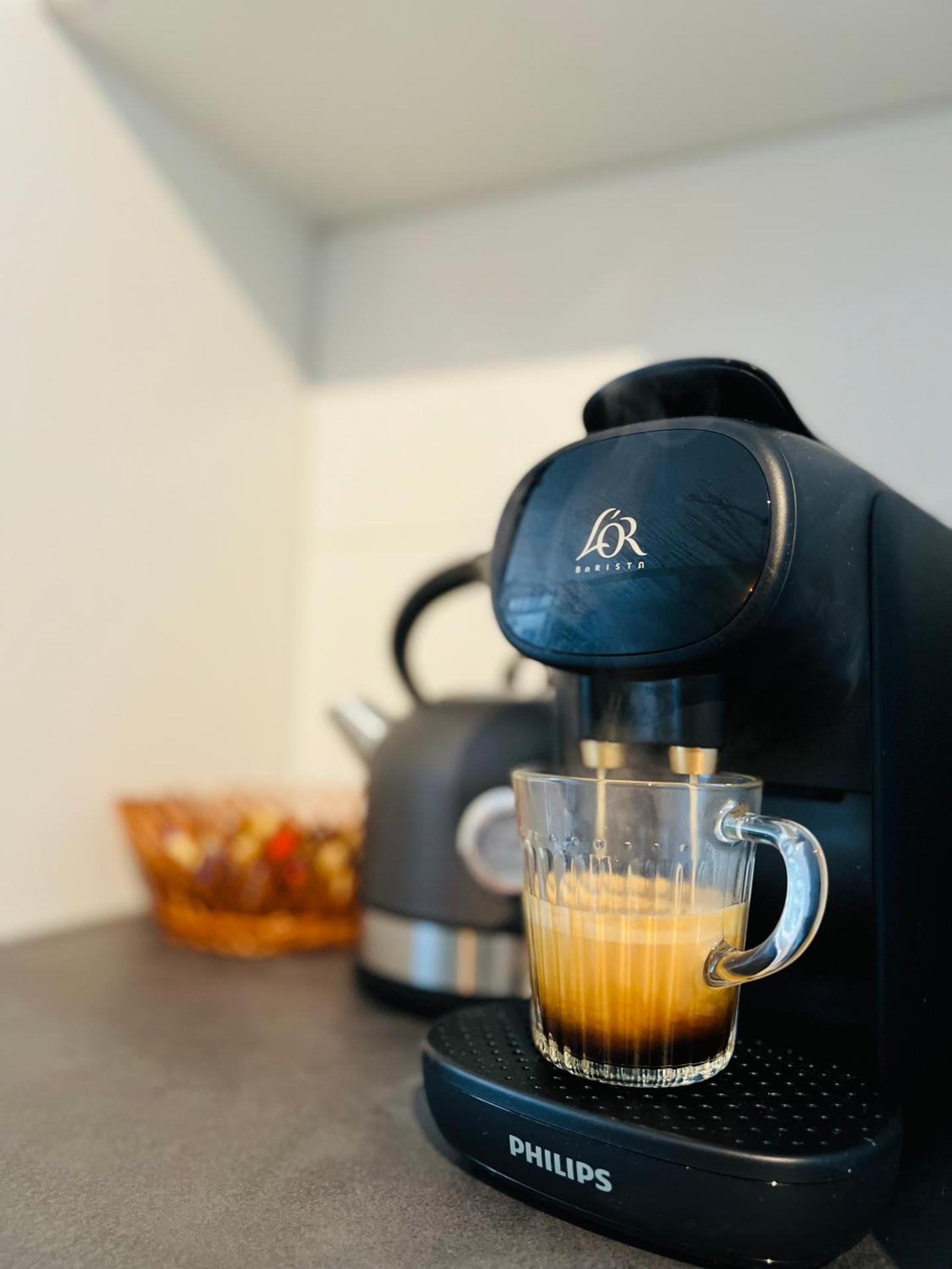 Coffee/tea facilities