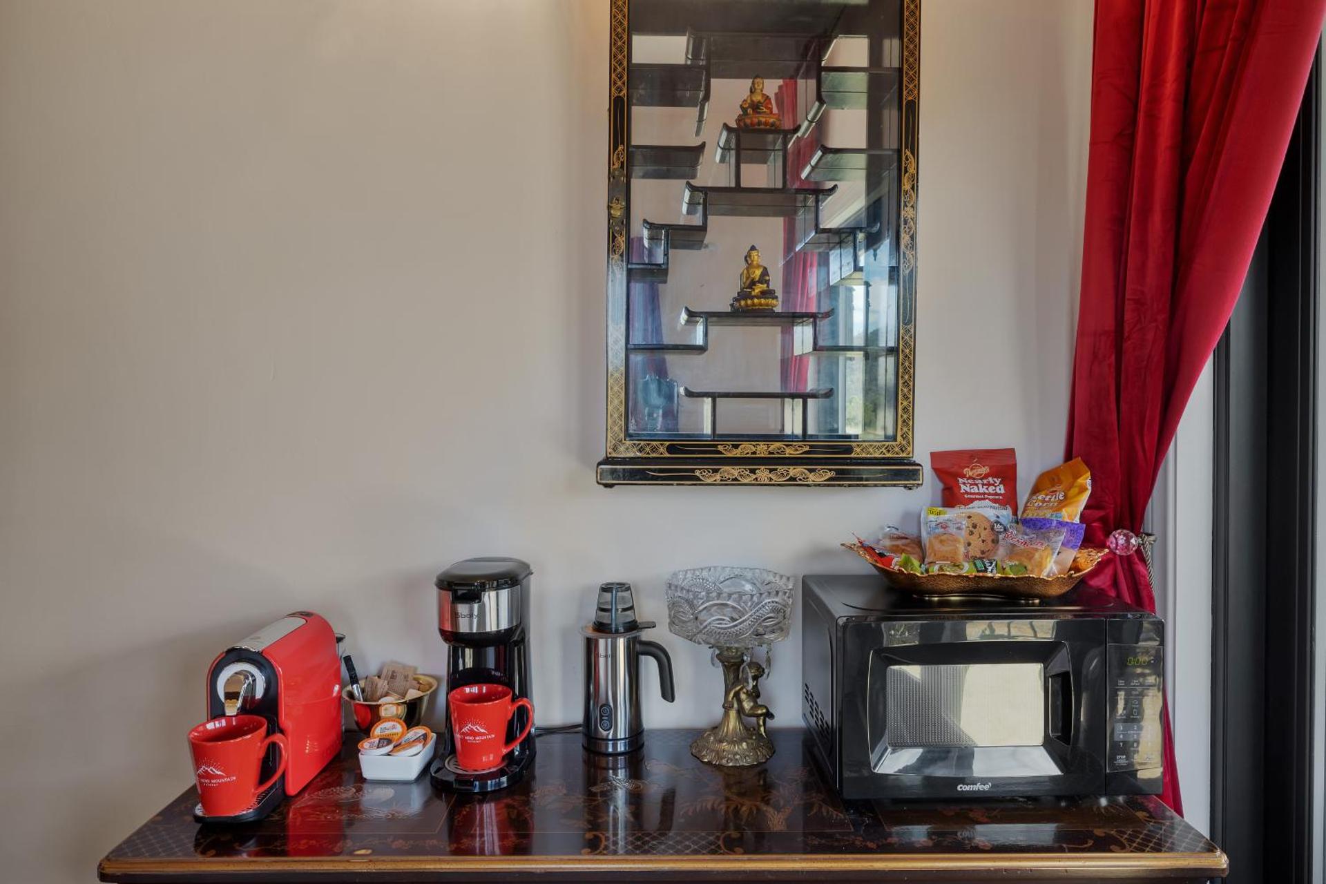 Quiet Mind Mountain Lodge, Retreat & Spa