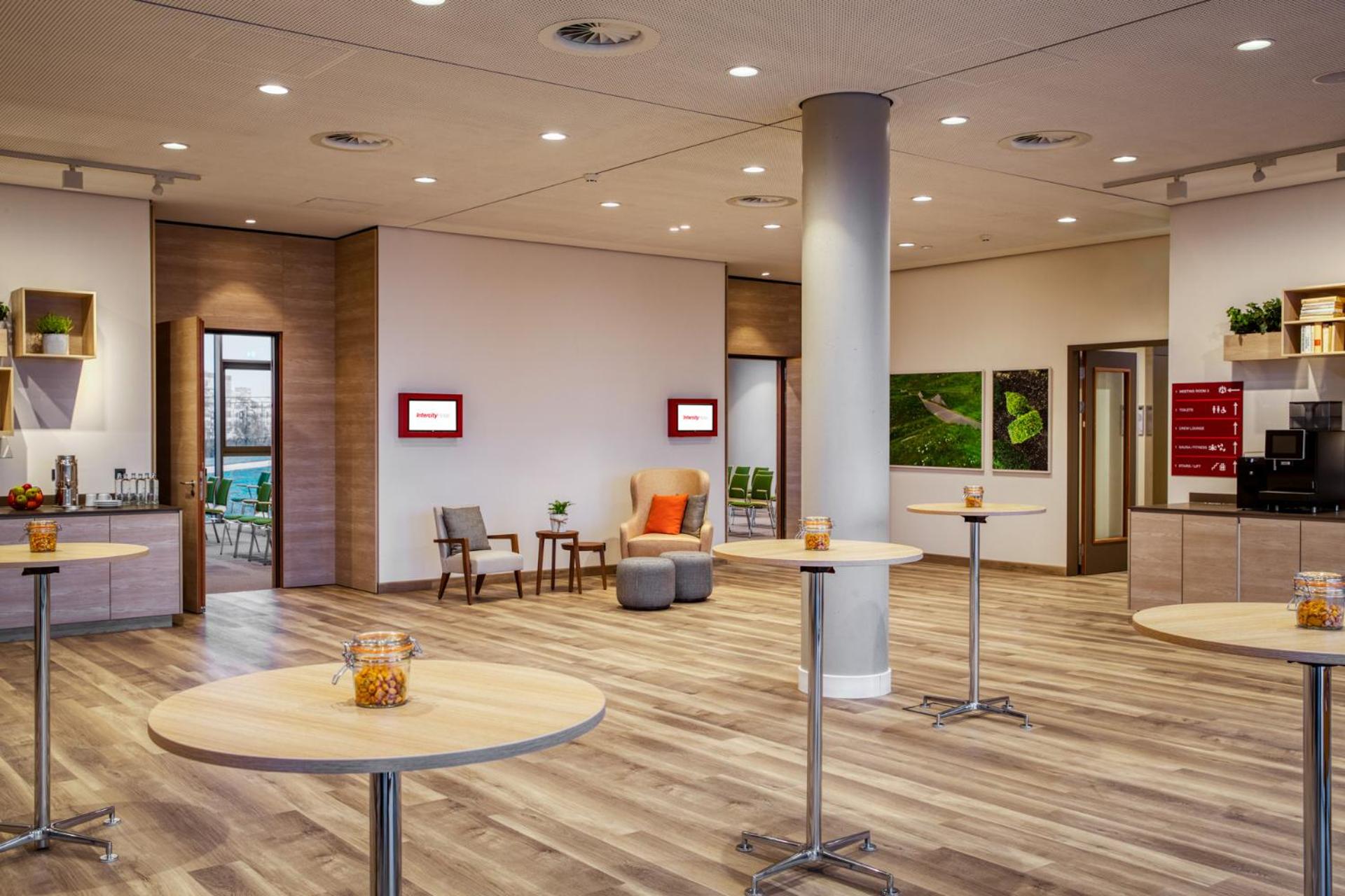 Meeting/conference room