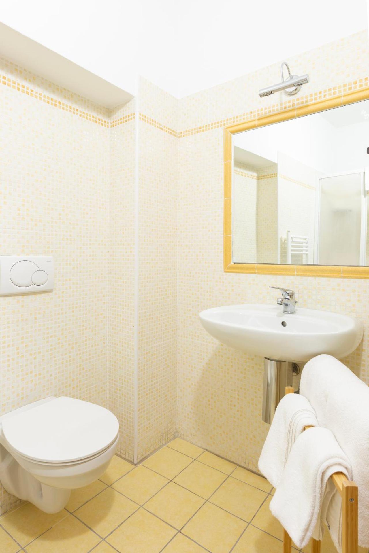 Affittacamere Carnevali MJ