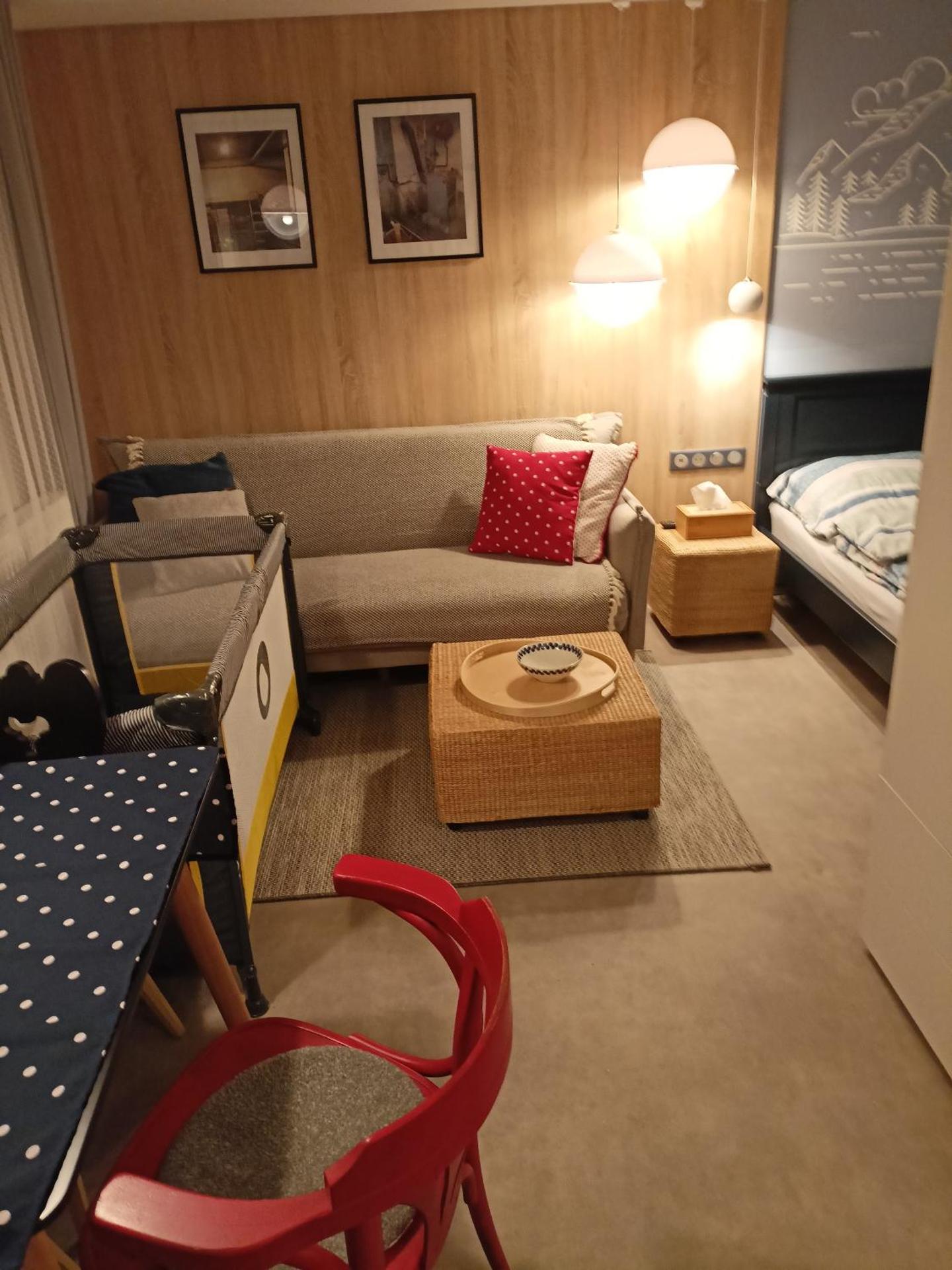 Photo of the whole room