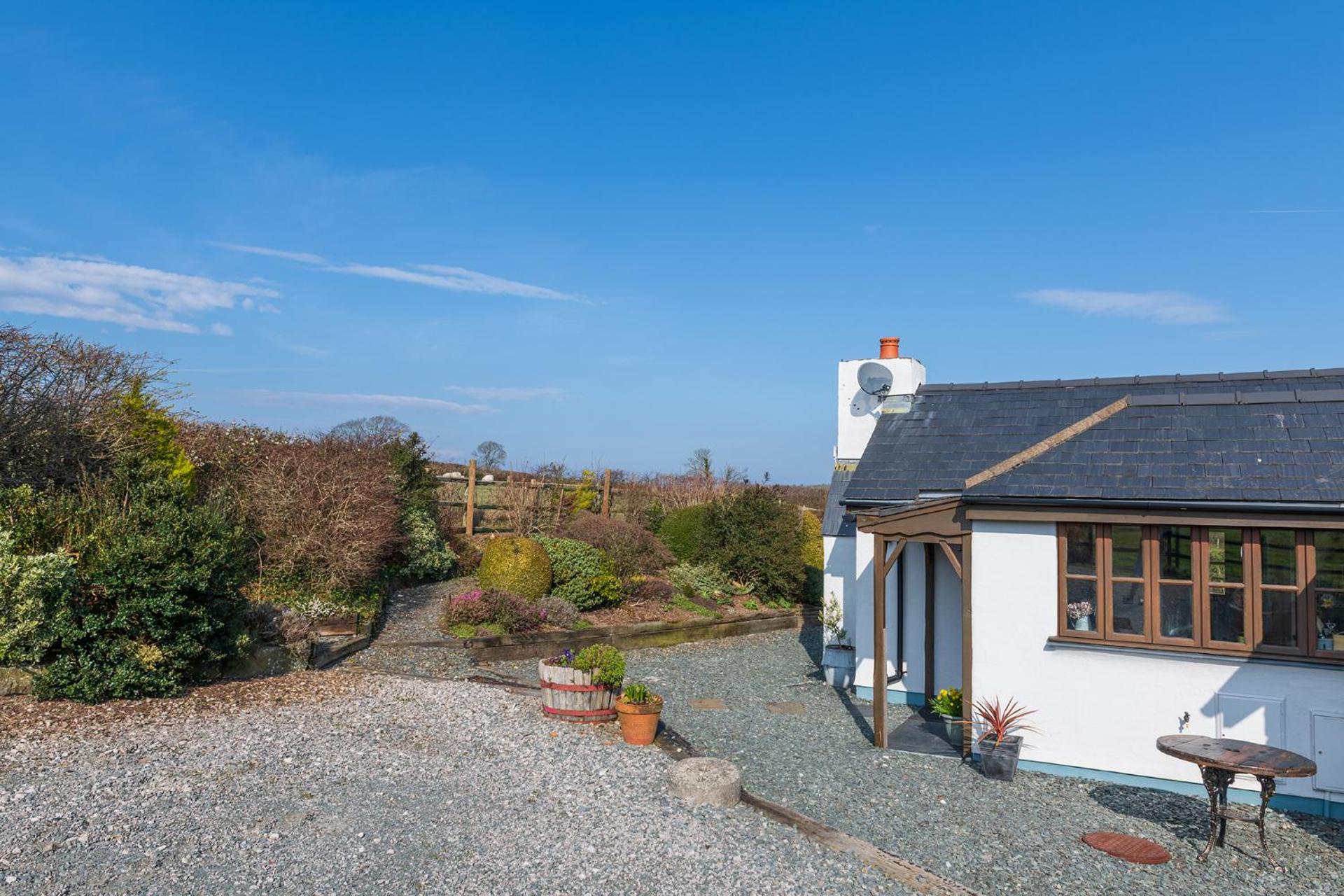 Beautiful Countryside cottage on the North Wales Coast