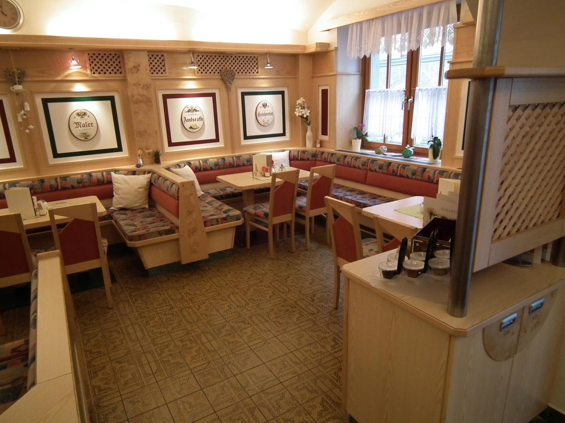 Restaurant/places to eat