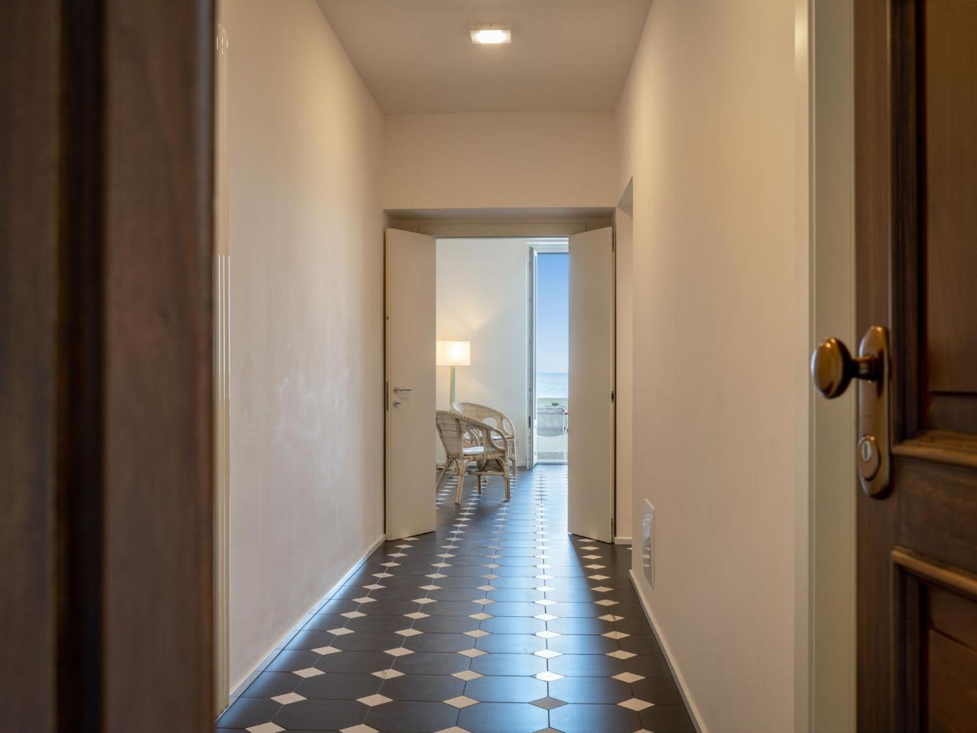 Apartment Terrazza sul Molo by Interhome