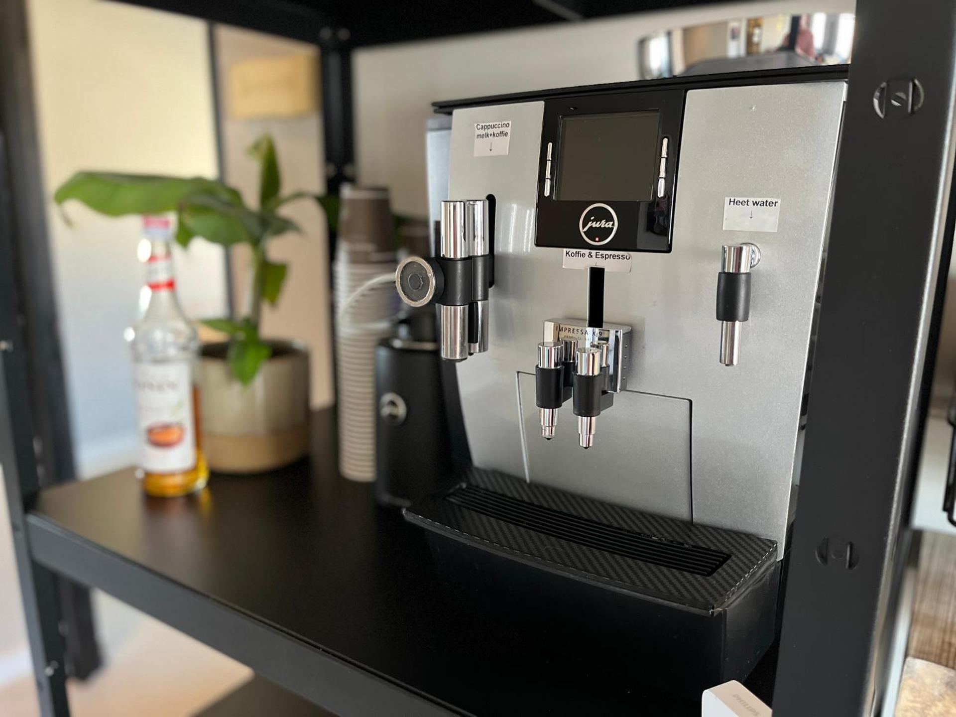 Coffee/tea facilities