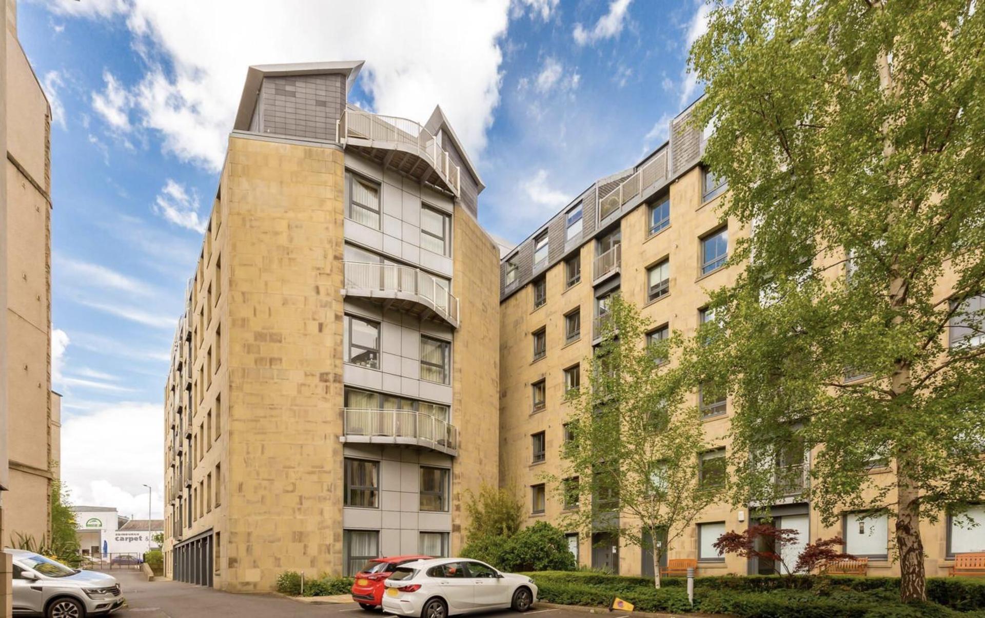 Edinburgh Penthouse 101