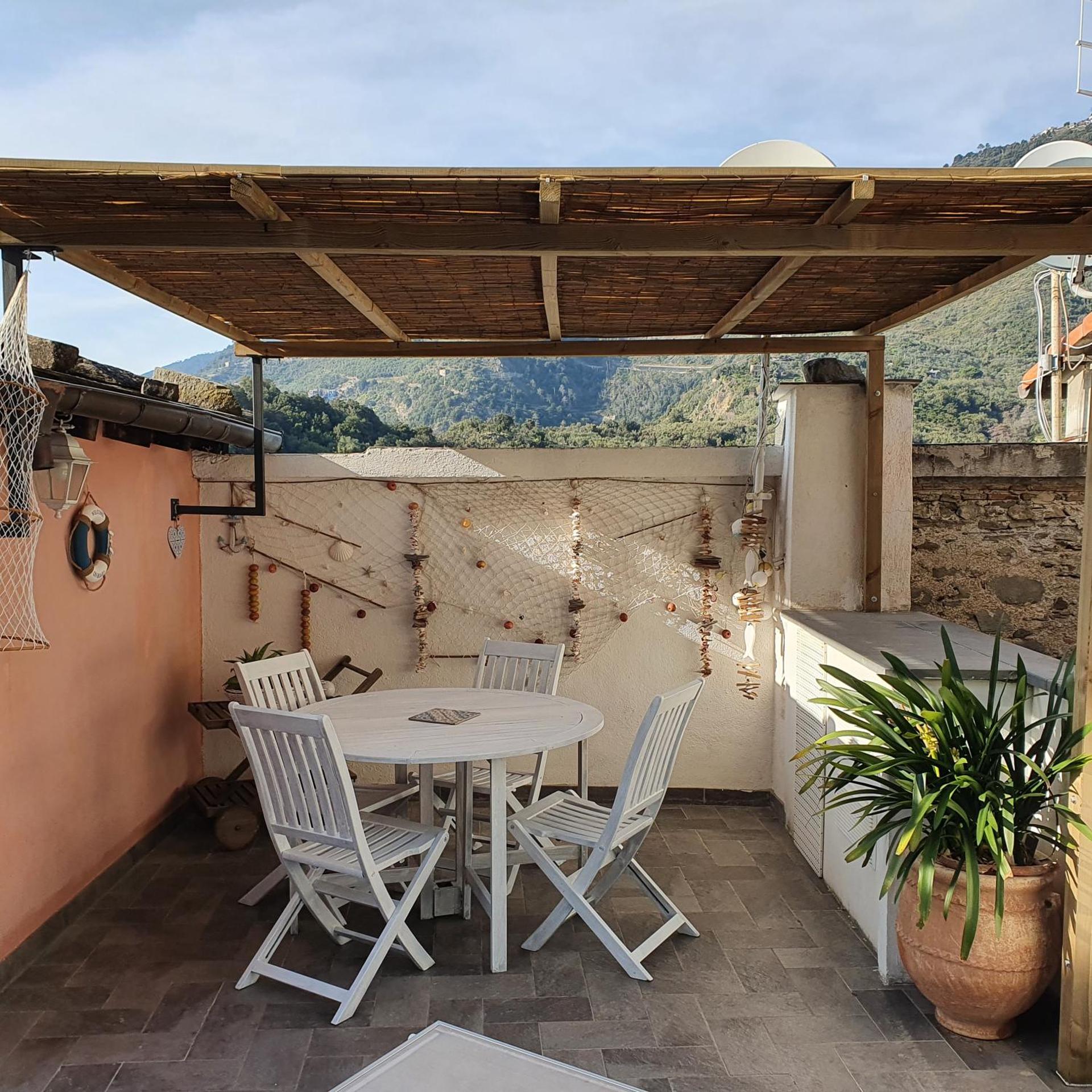 Deluxe Apartment mit Terrasse und Meerblick