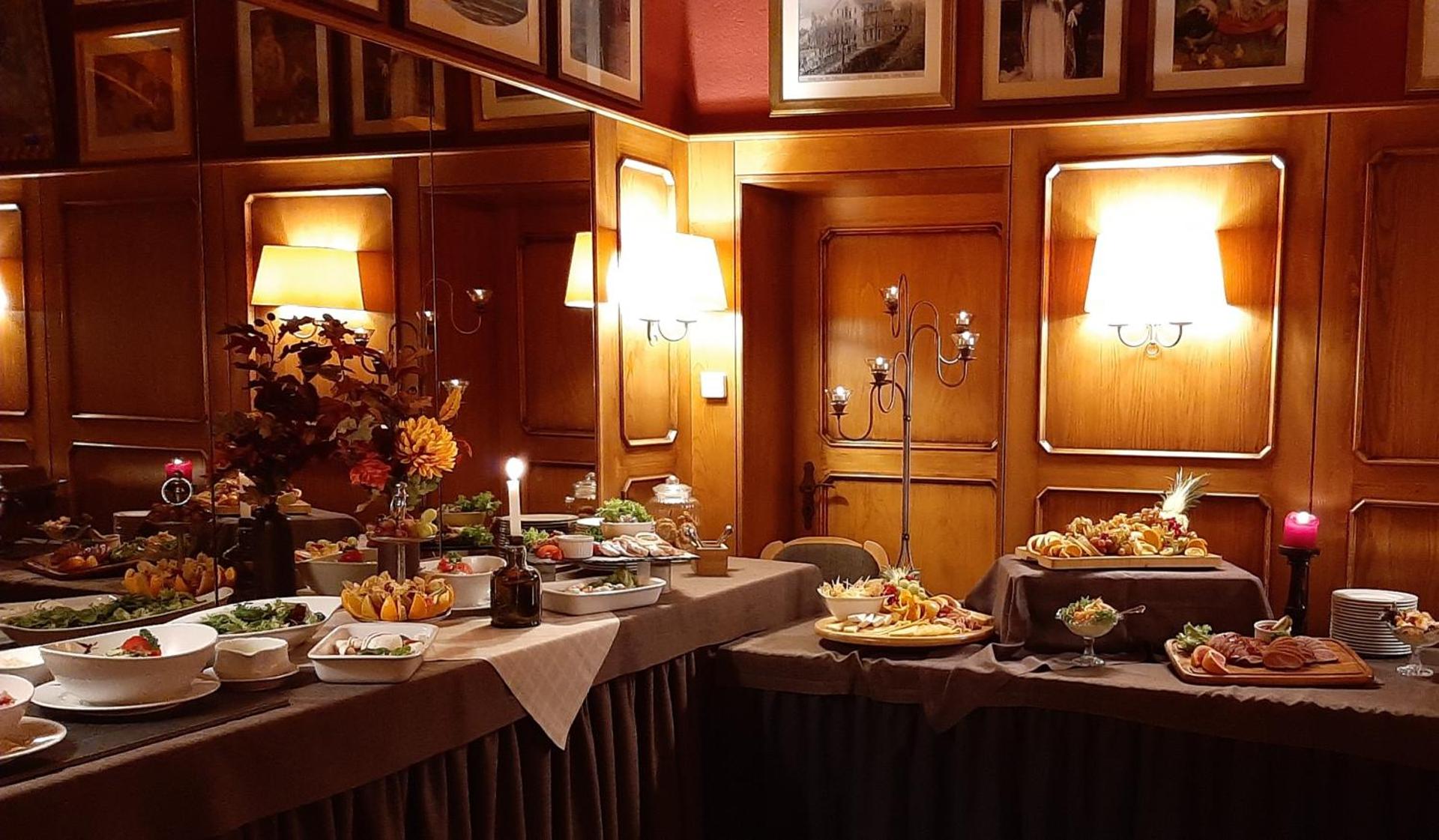 Restaurant & Hotel Zur Falkenhöhe