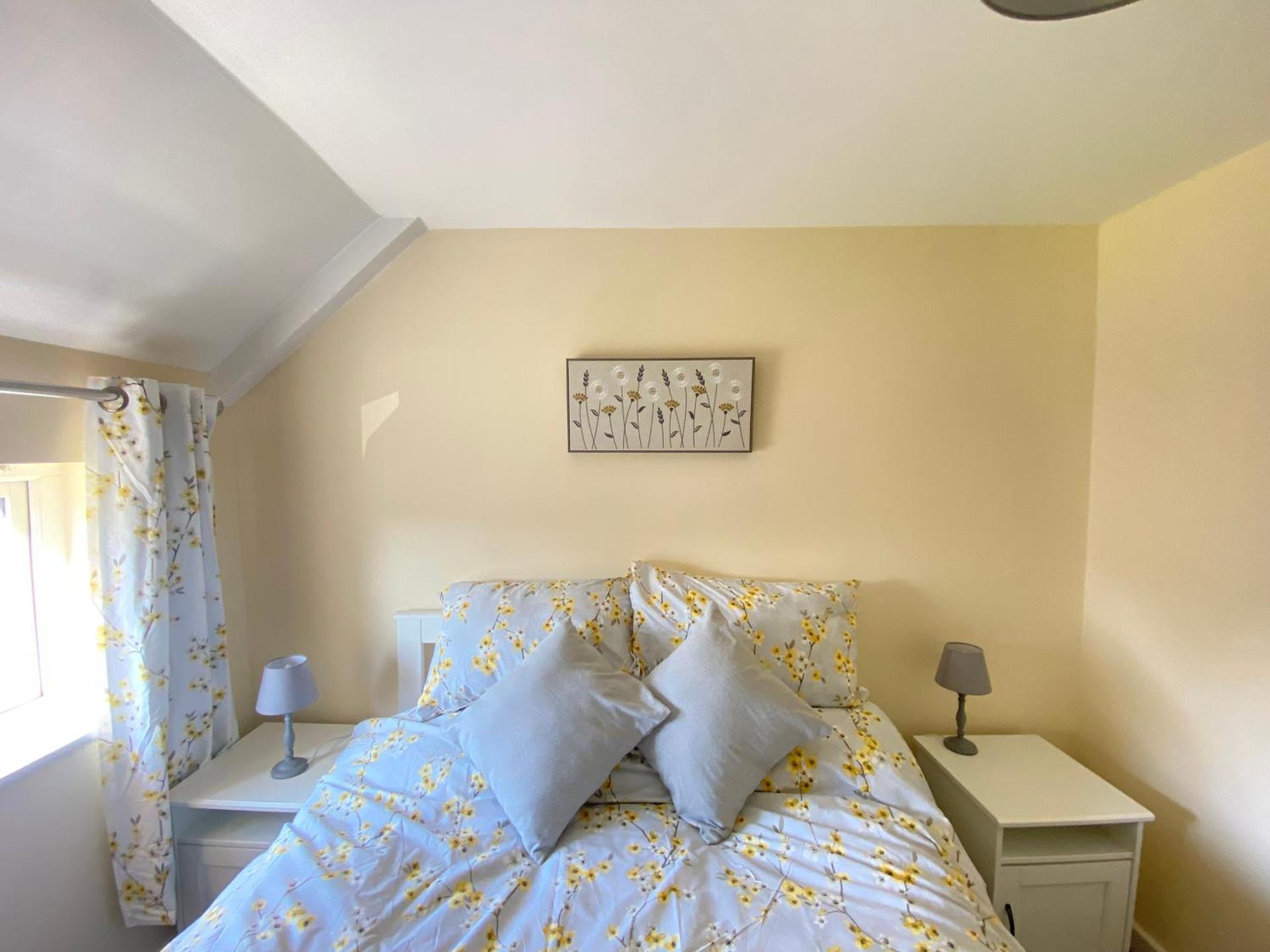 Hodge Bower Holidays, Ironbridge - Blades