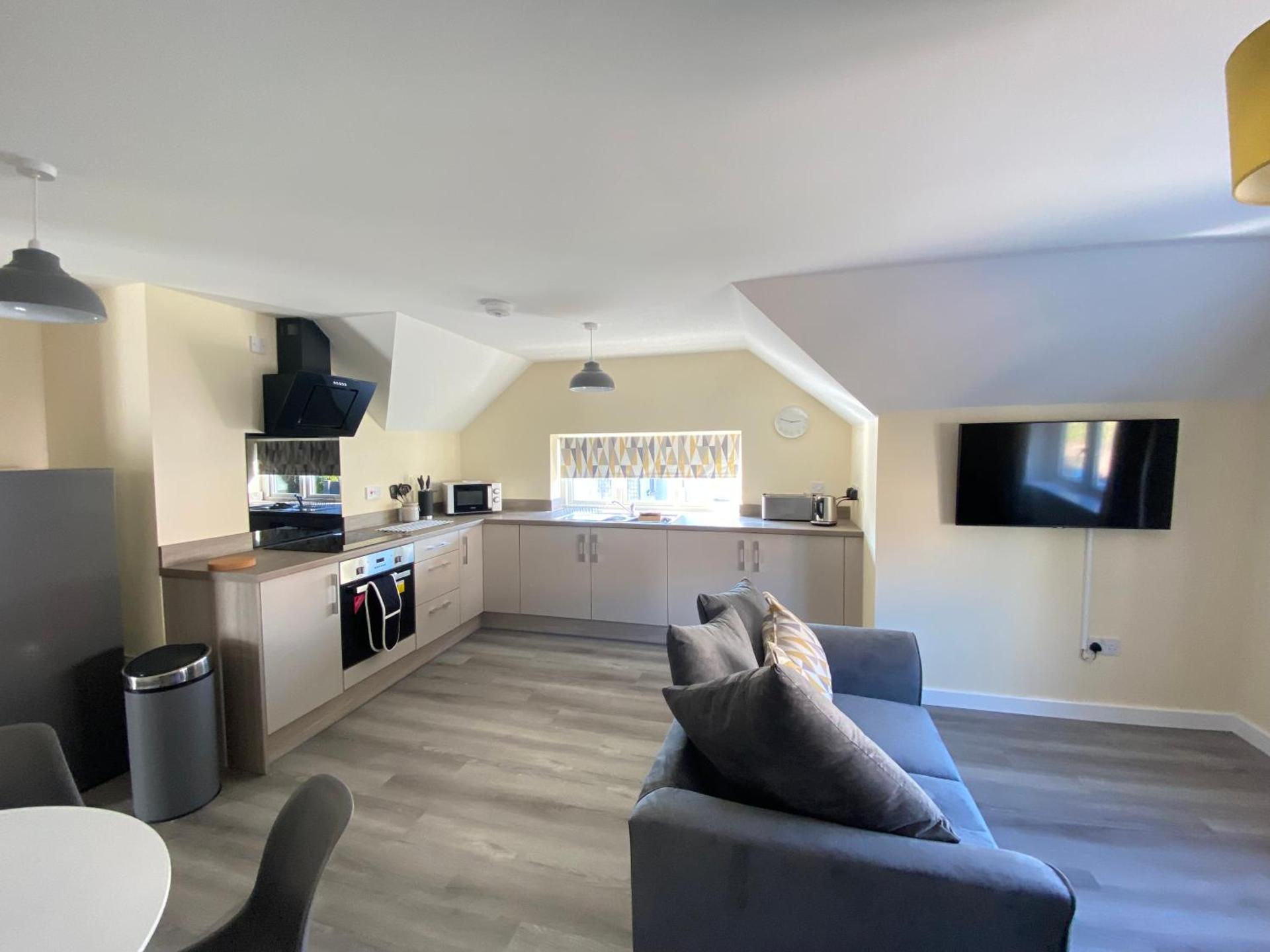 Hodge Bower Holidays, Ironbridge - Blades