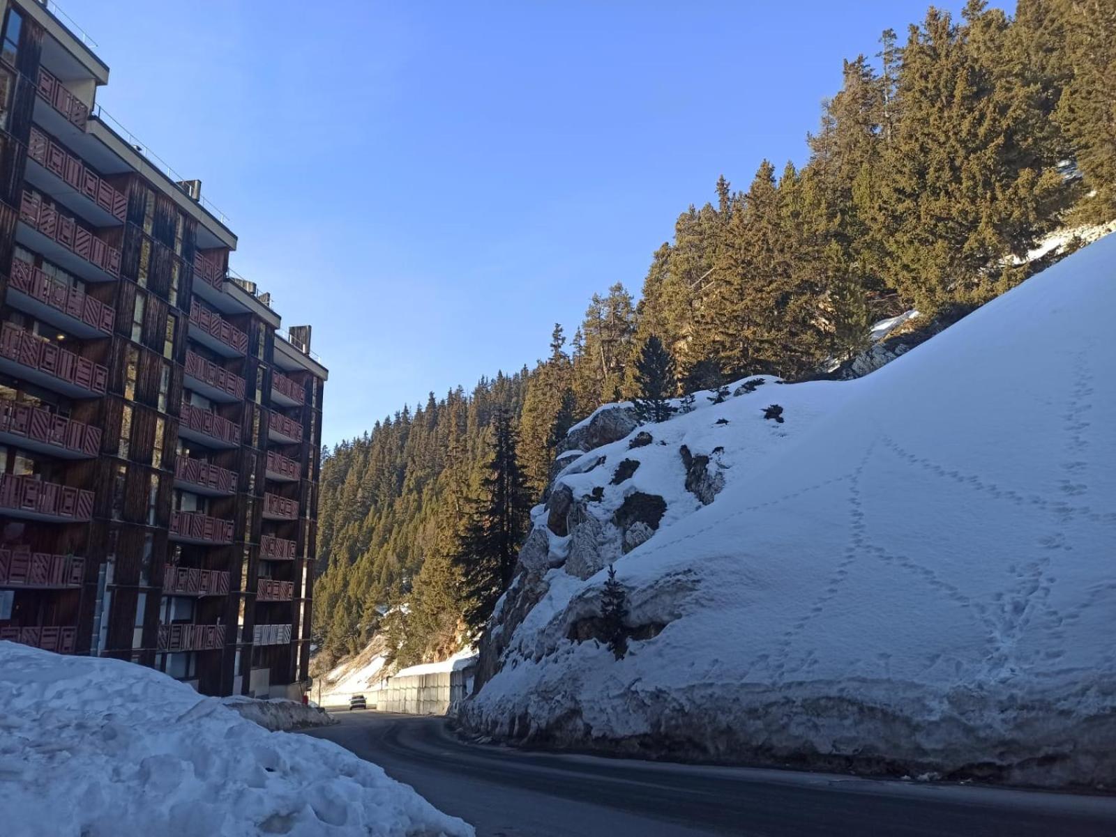 Studio transformé en 2 pièces avec cloison amovible sur La Plagne Bellecôte