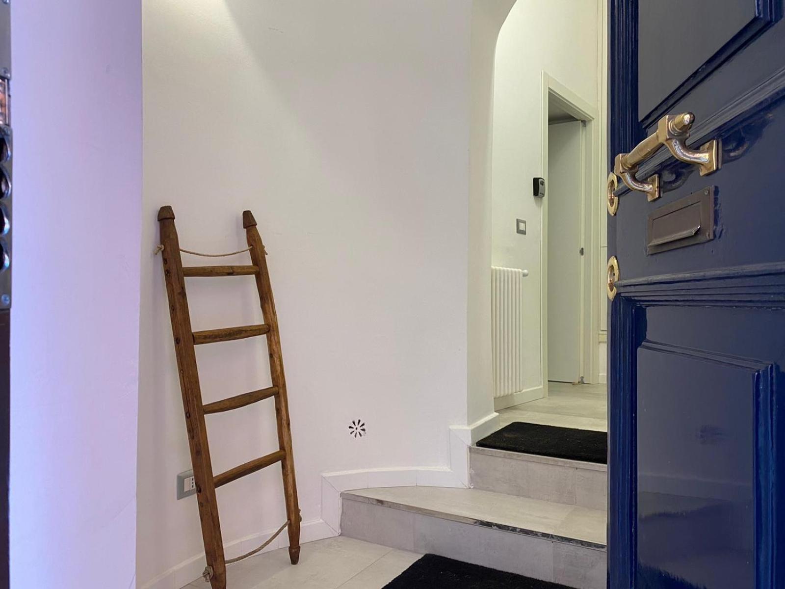 Rione Monti Studio Apt with private garden