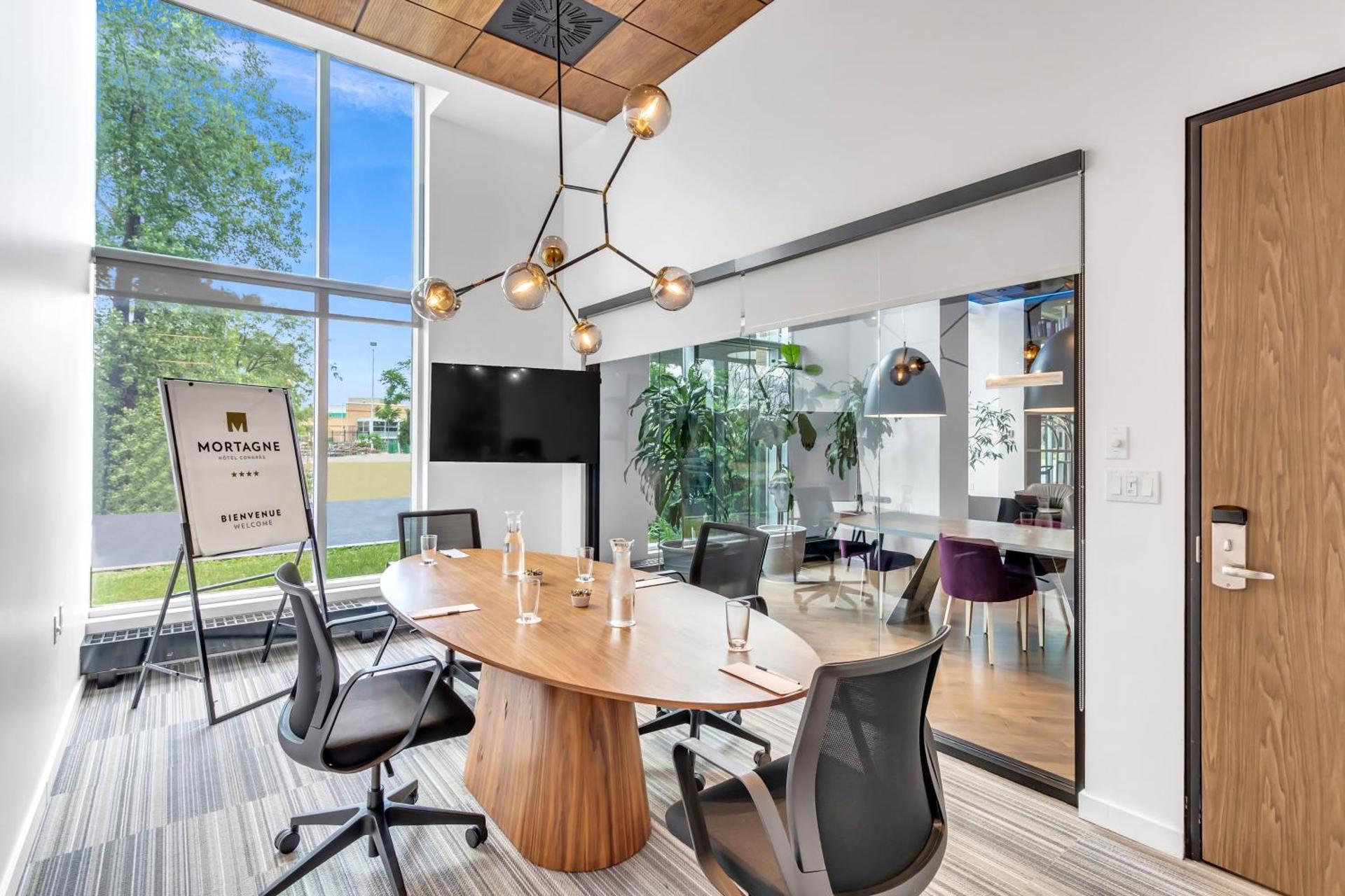 Meeting/conference room