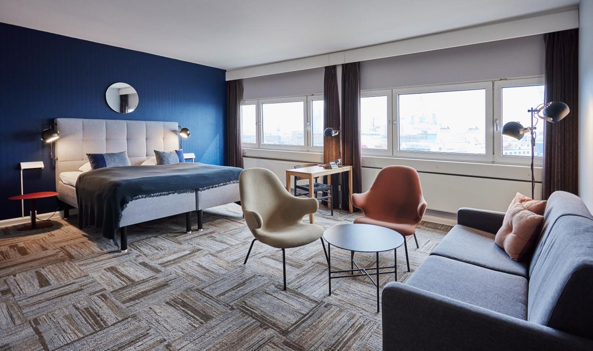 Photo of the whole room