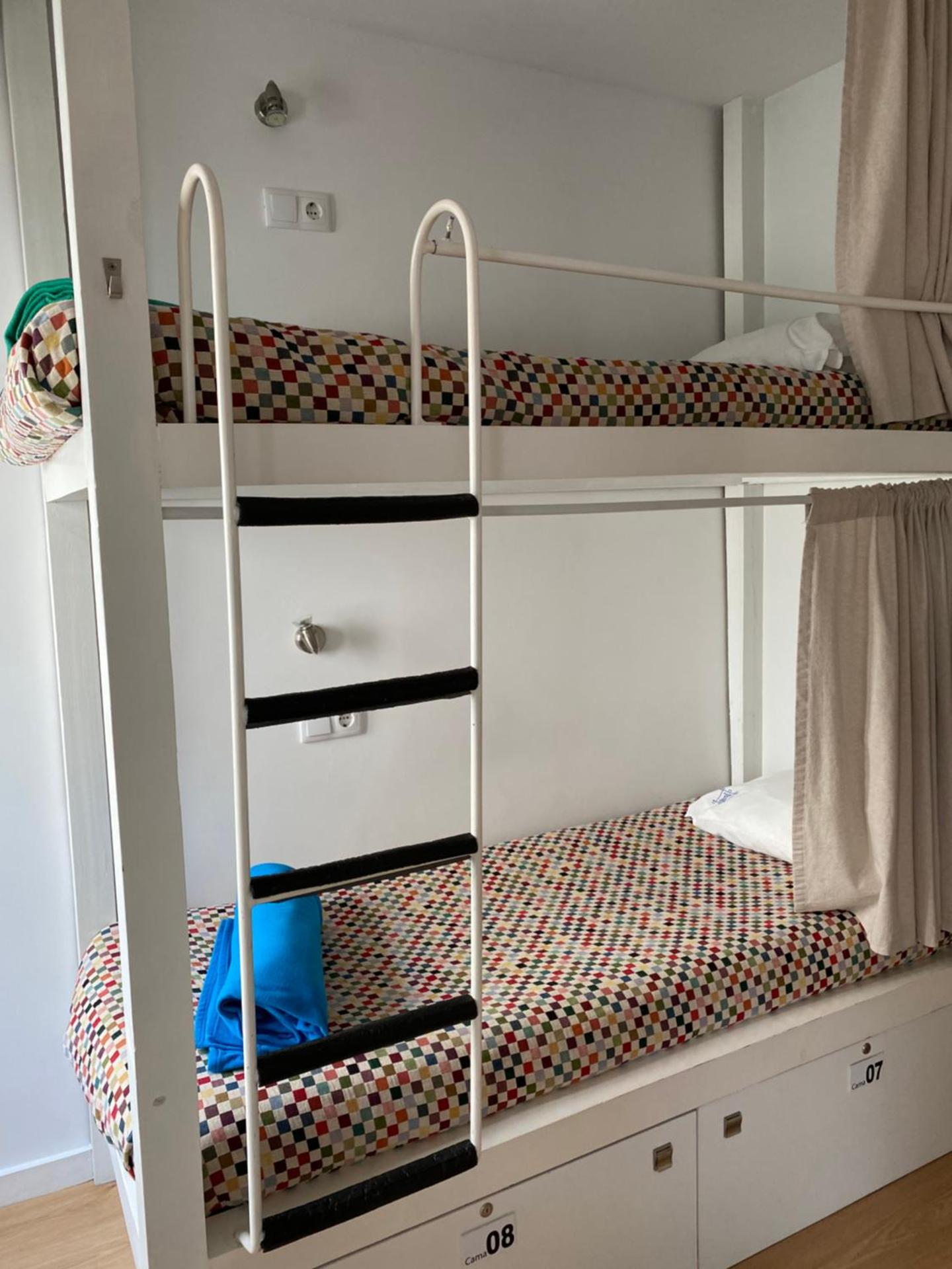 bunk bed