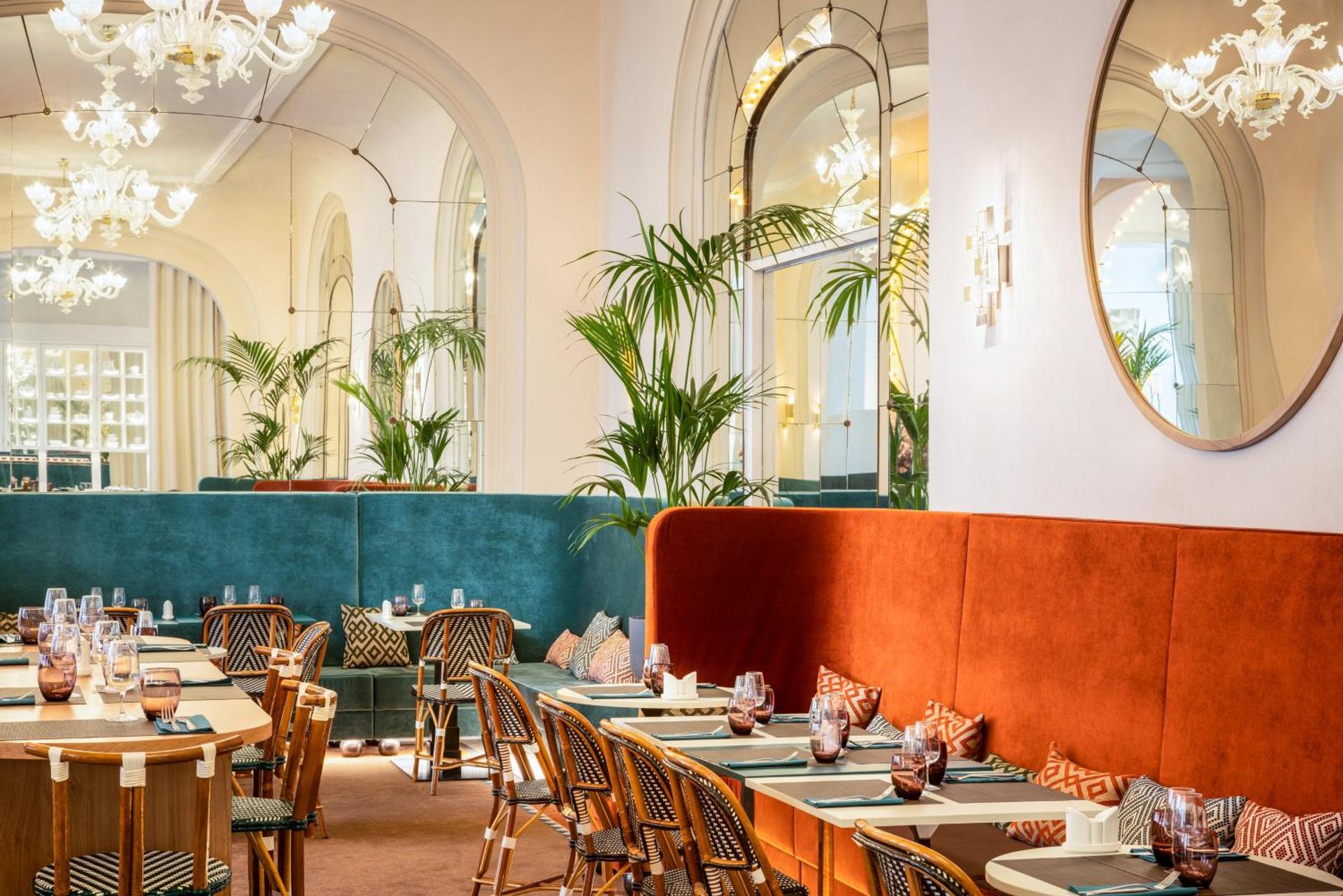 Meeting/conference room