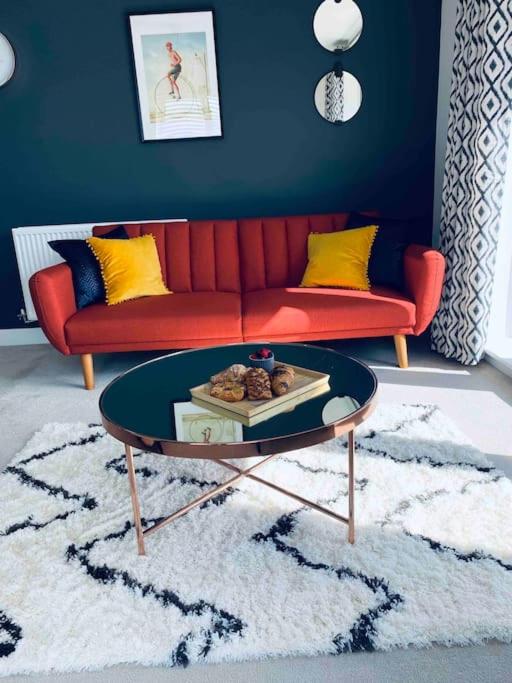 Luxury 2 Bedroom waterfront apartment with balcony