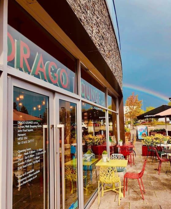 Luxury 2 Bedroom waterfront apartment with balcony