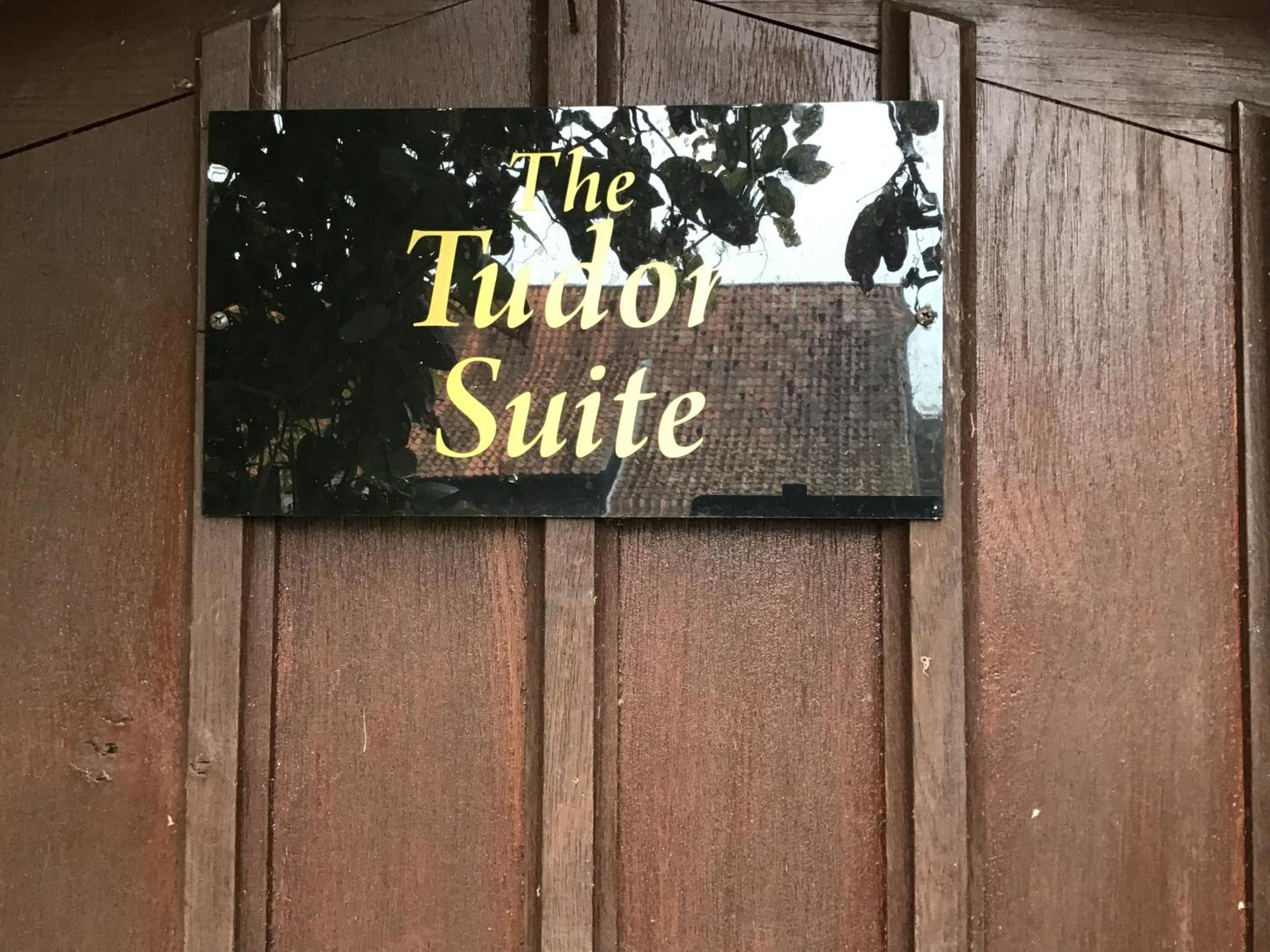 Valley Farmhouse, Westhall