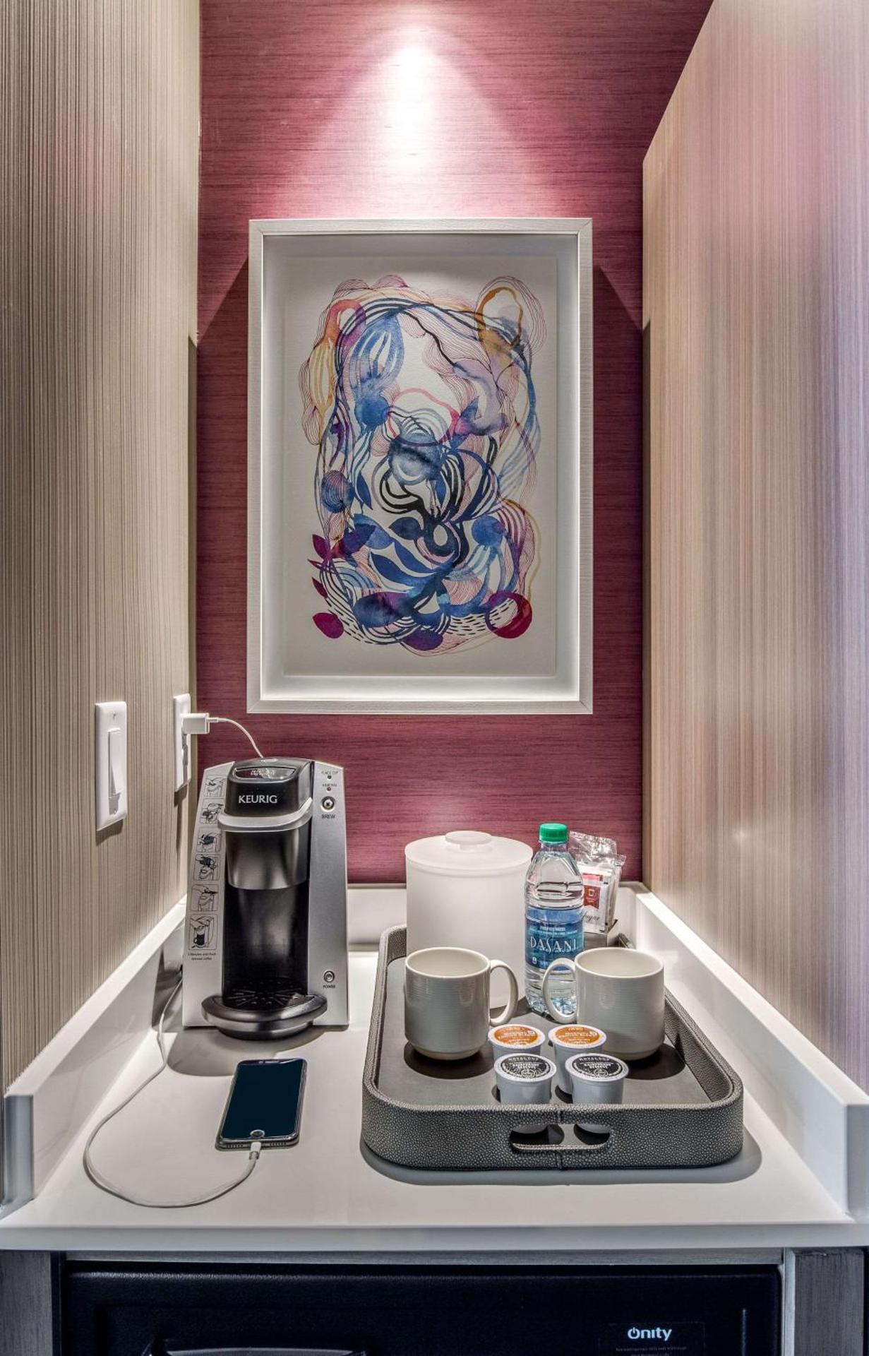 Coffee/tea facilities