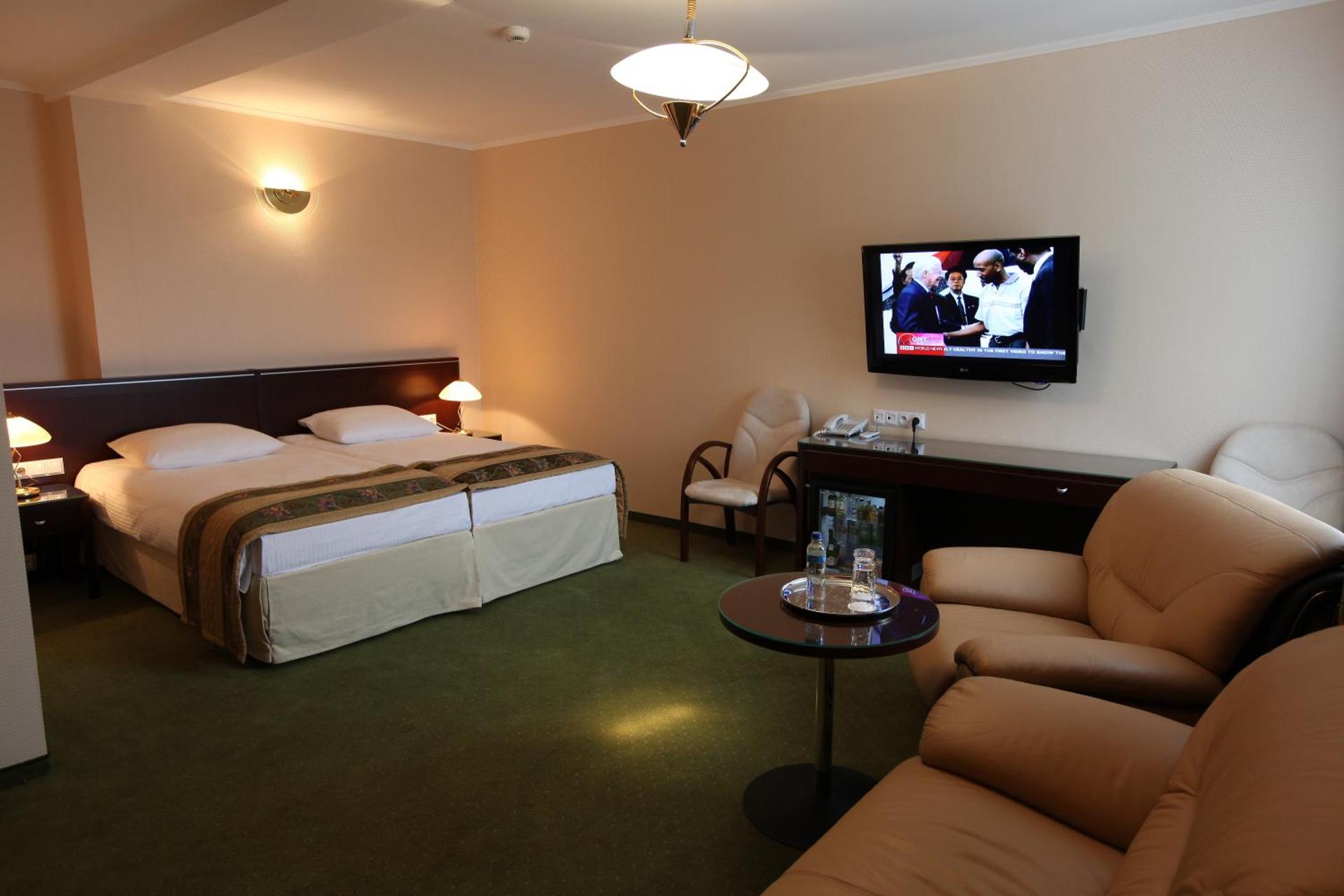 Photo of the whole room