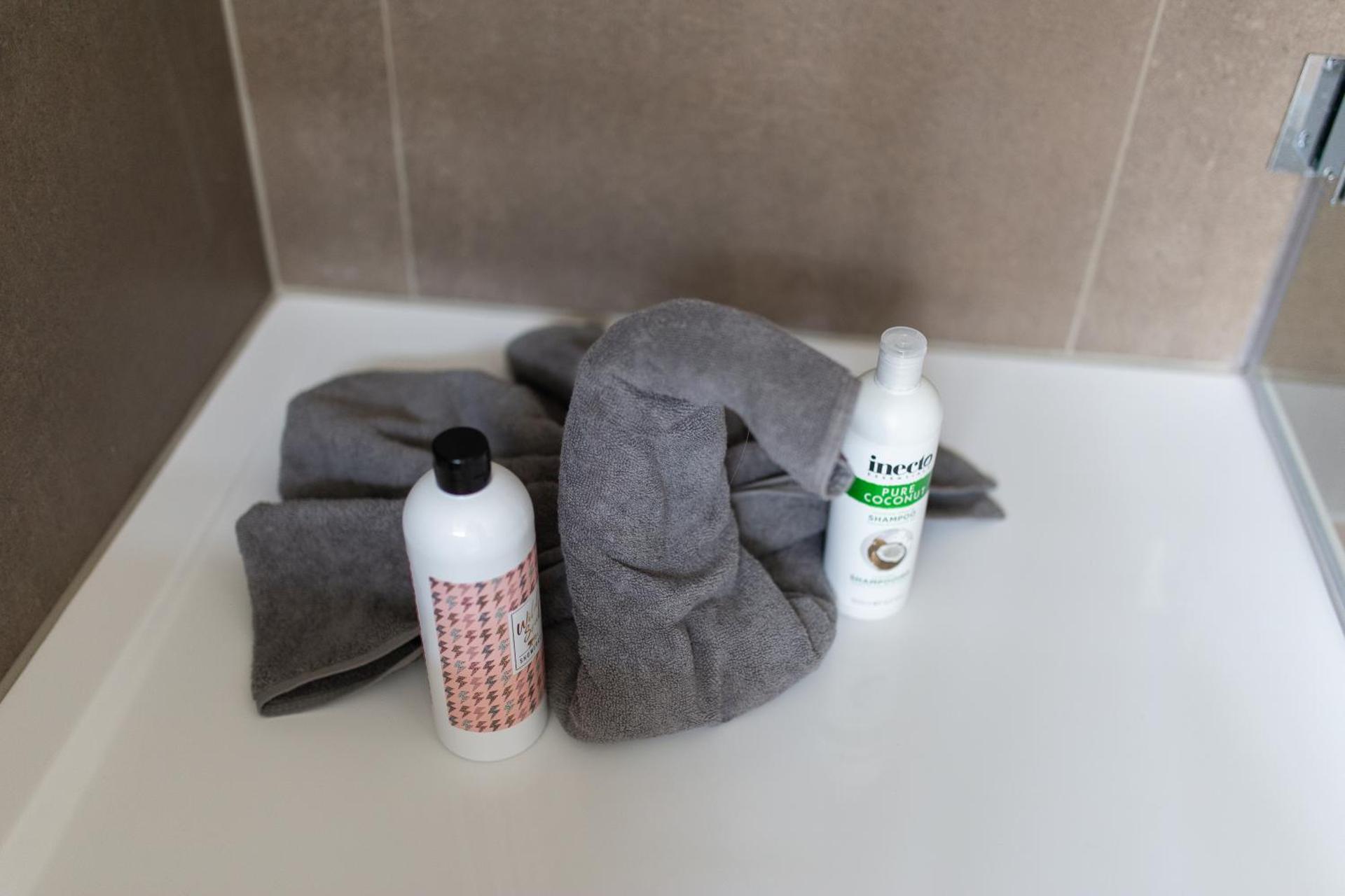 FullHouse - Zwickau - F45 Apartments - SmartTV - Nespresso