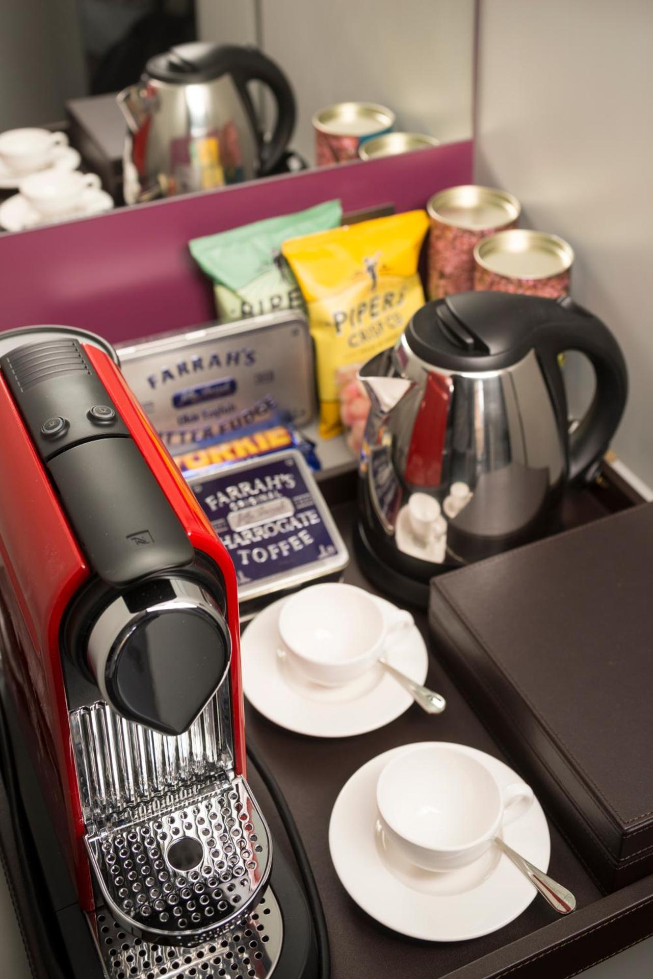 Coffee/tea facilities