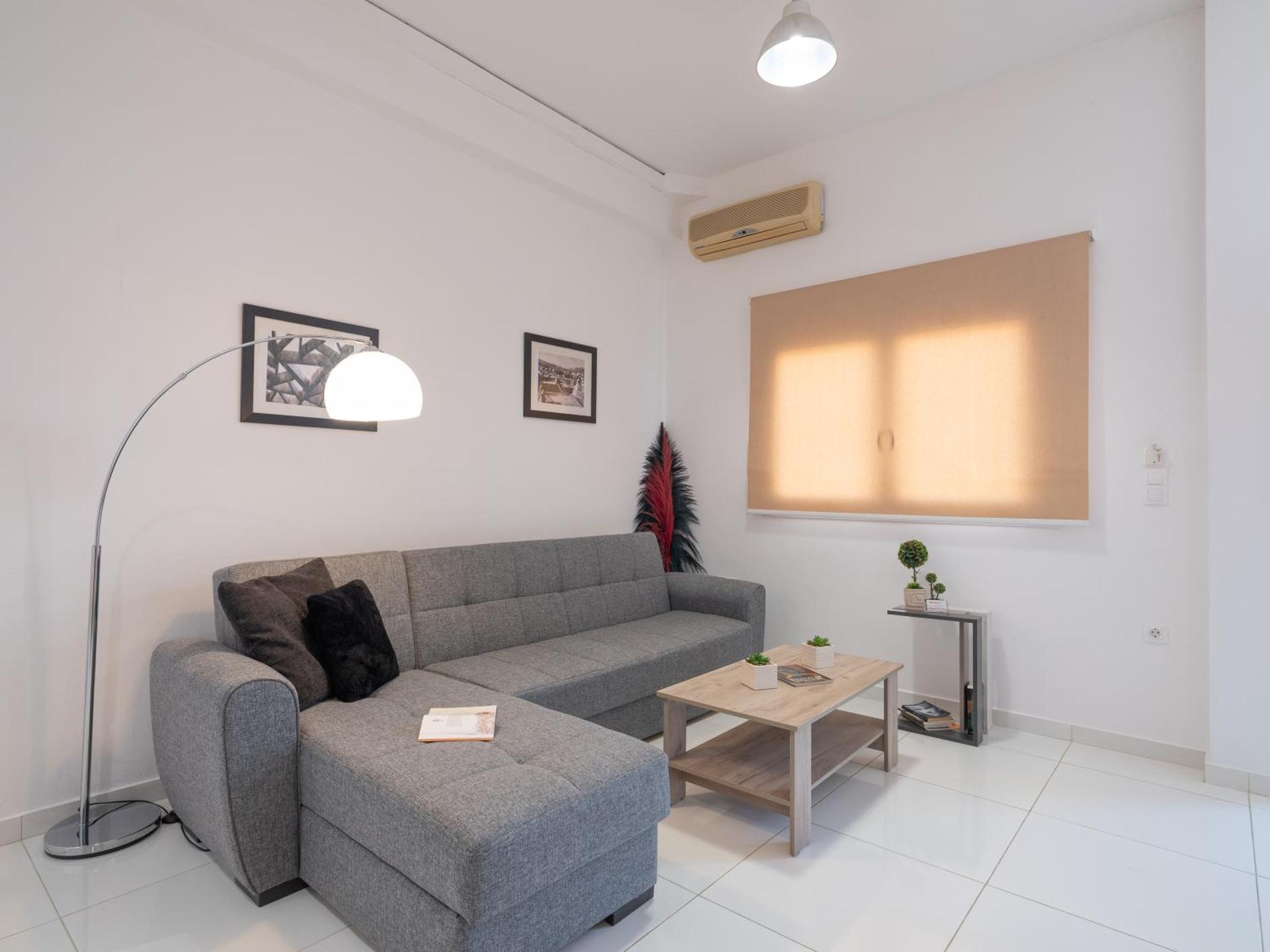 Palm House near Heraklion Airport