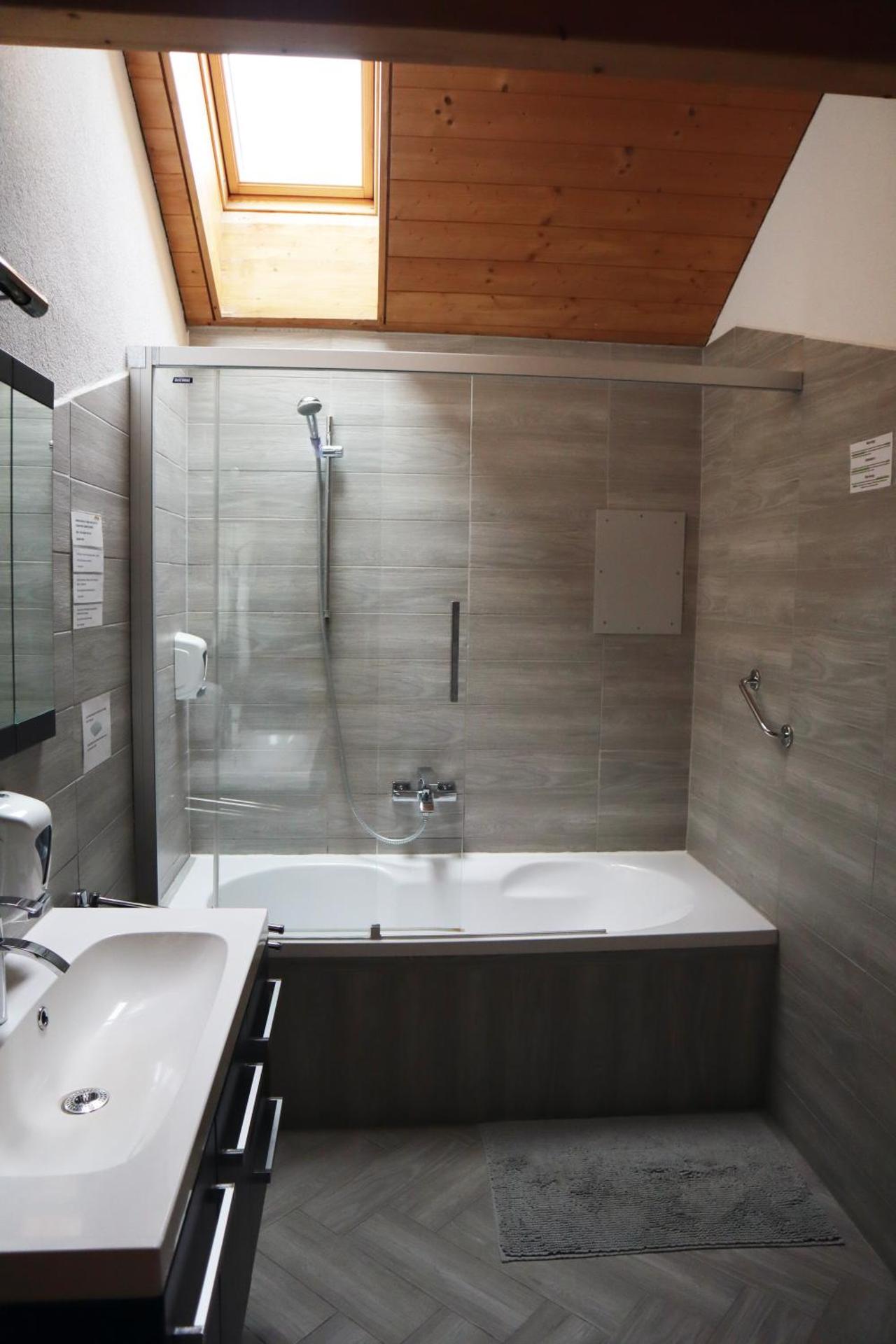 Economy Double Room with skylight