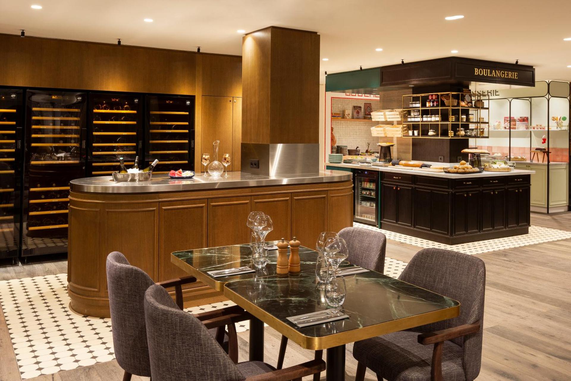 Restaurant/places to eat