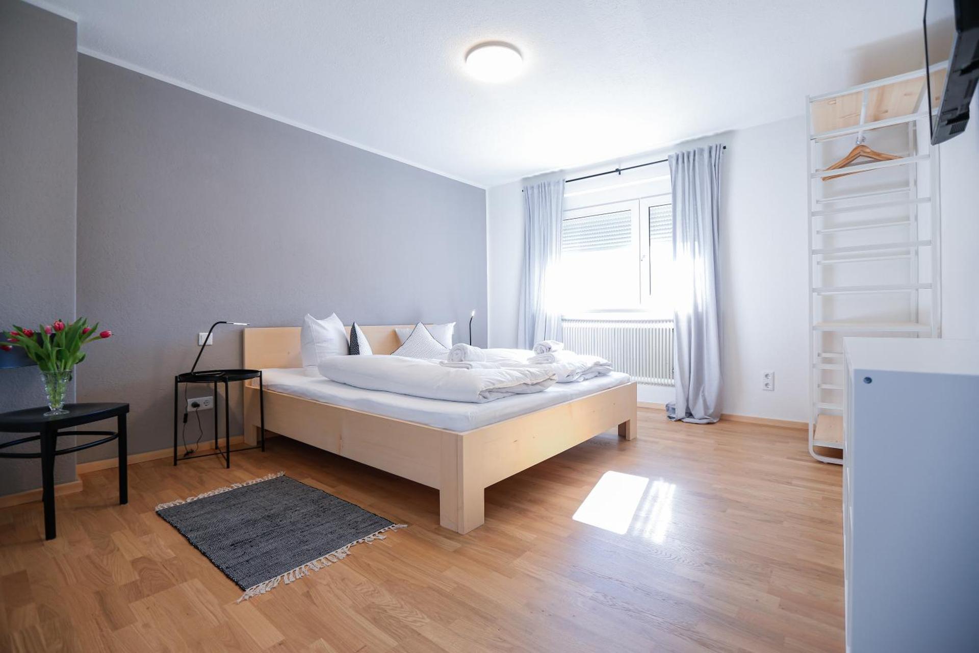 WOHNUNG OBERGESCHOSS mit 3 Schlafzimmer in ruhiger Gegend