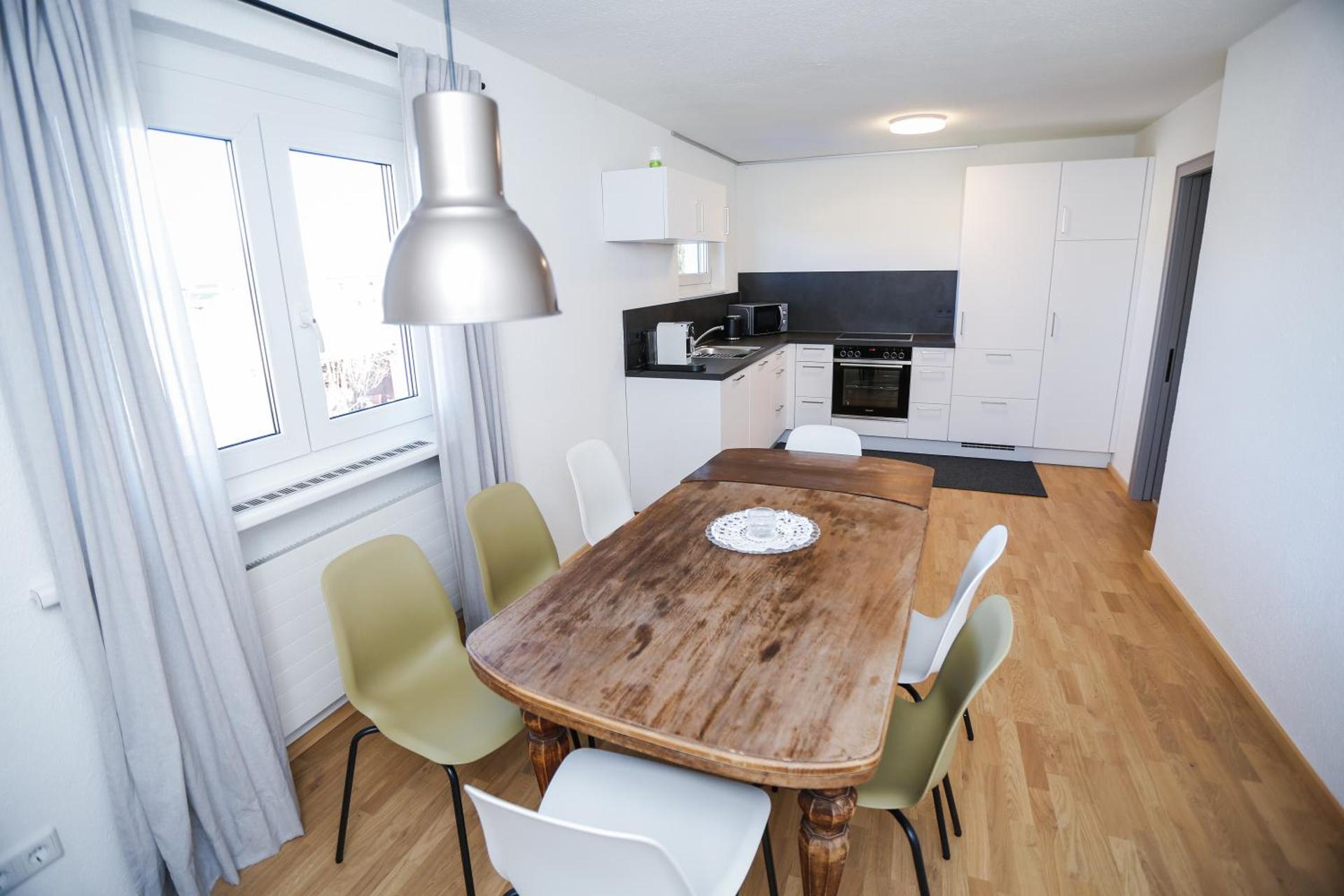 WOHNUNG OBERGESCHOSS mit 3 Schlafzimmer in ruhiger Gegend