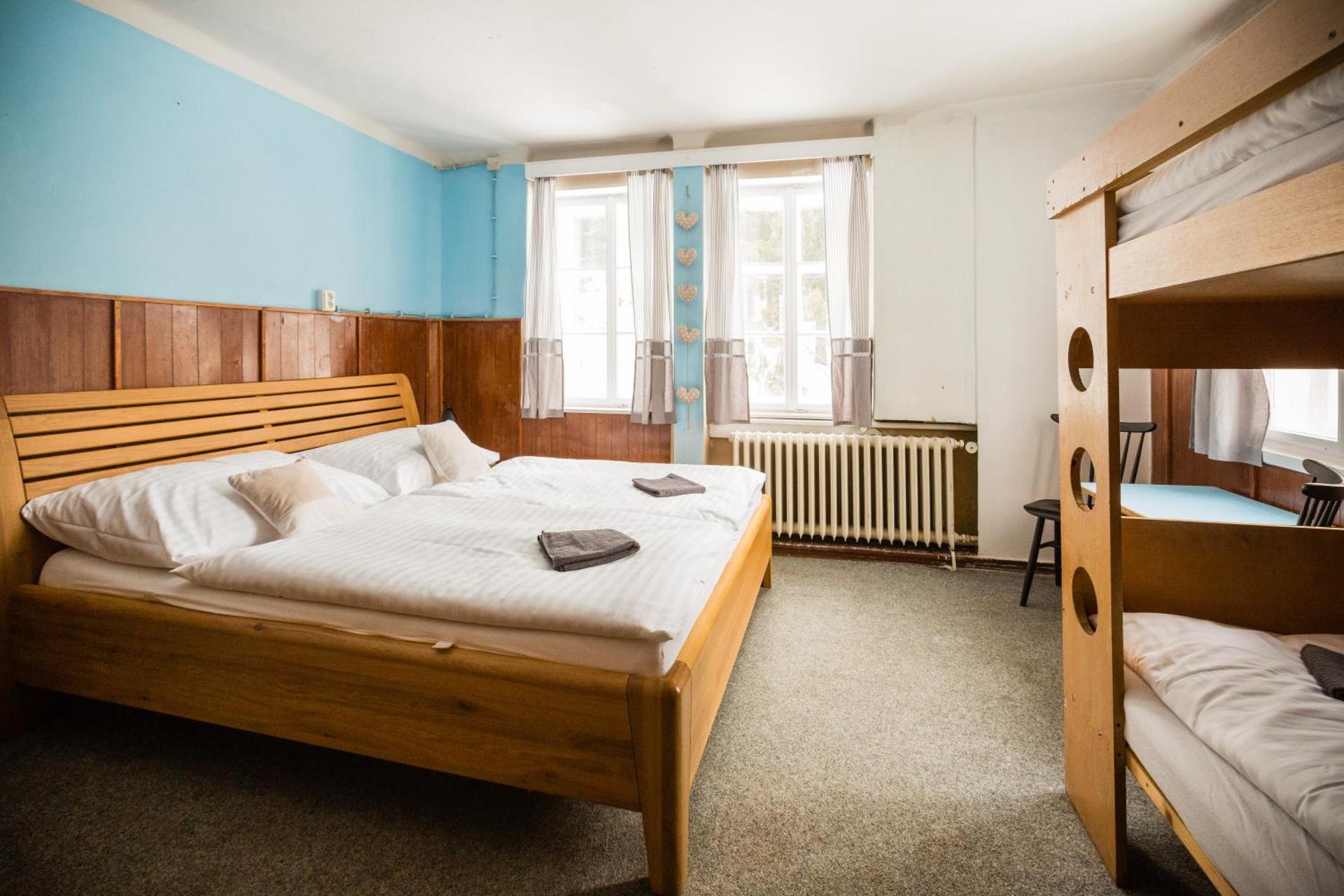 Quadruple Room with Mountain View