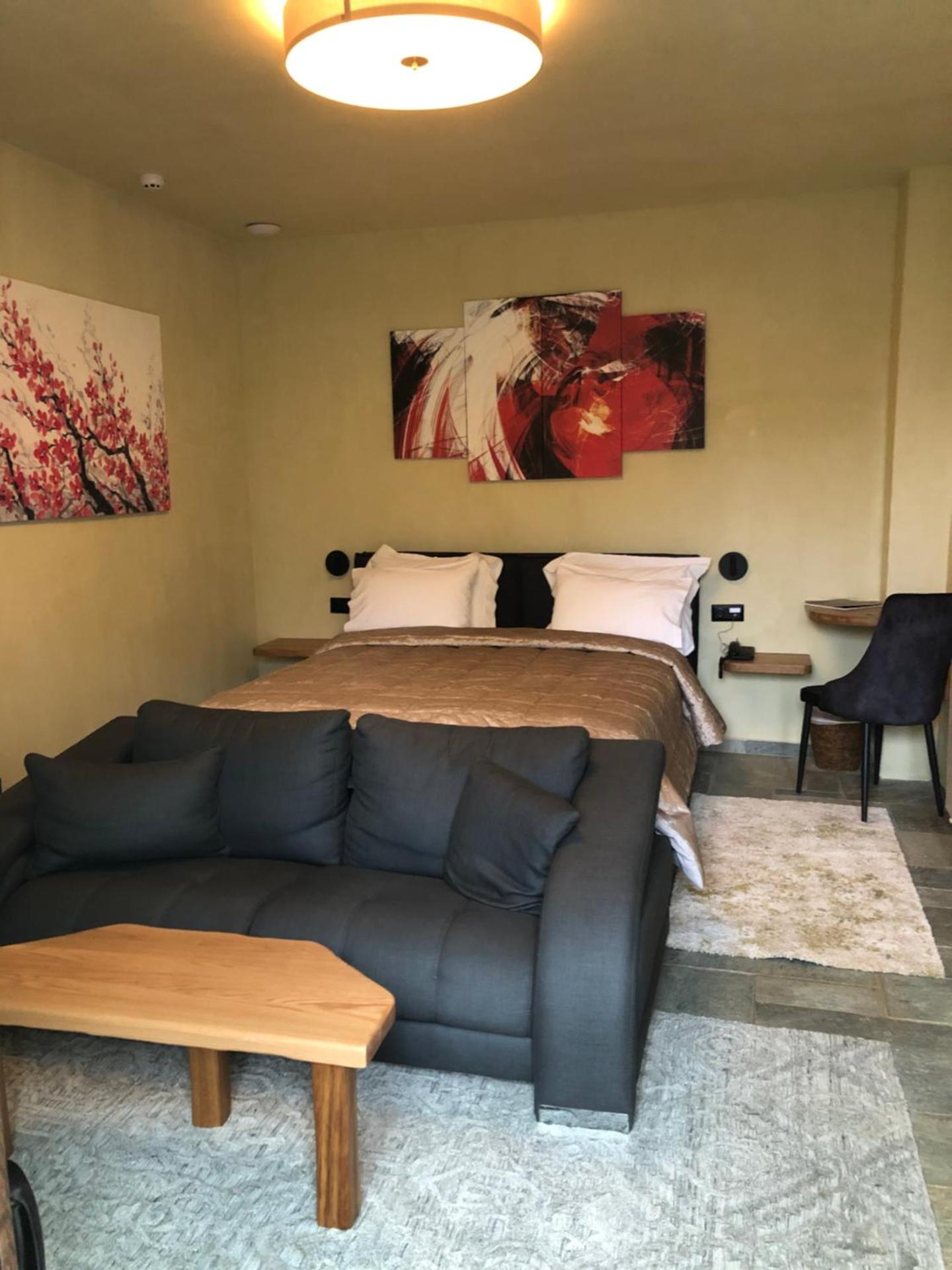 Large Double Room