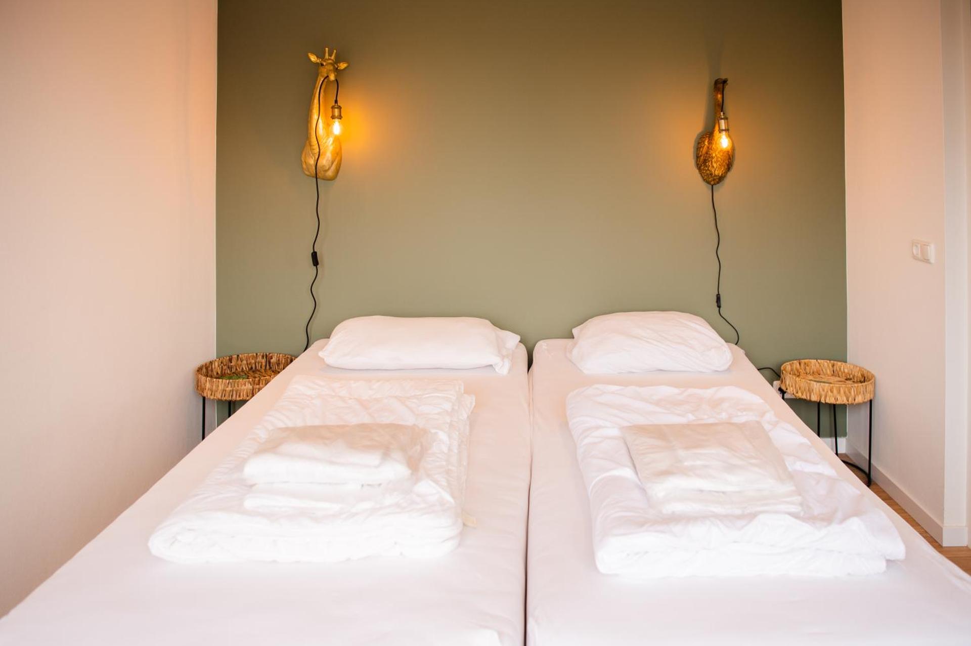 Apartment with Garden View