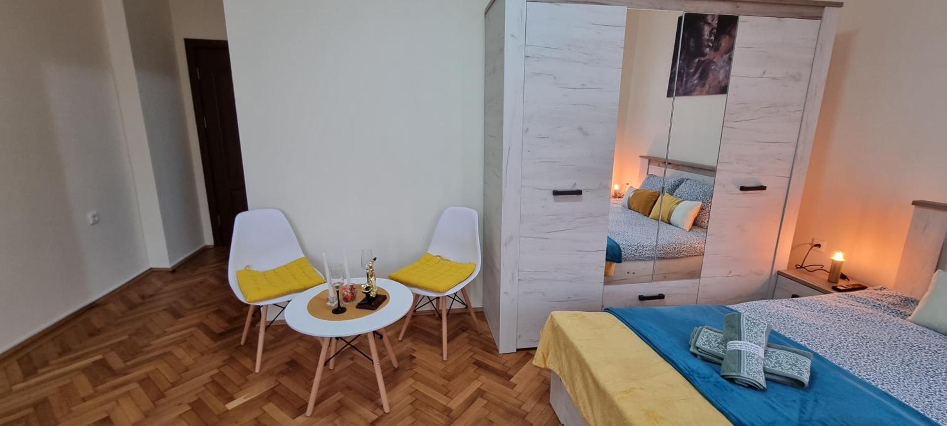 Photo of the whole room