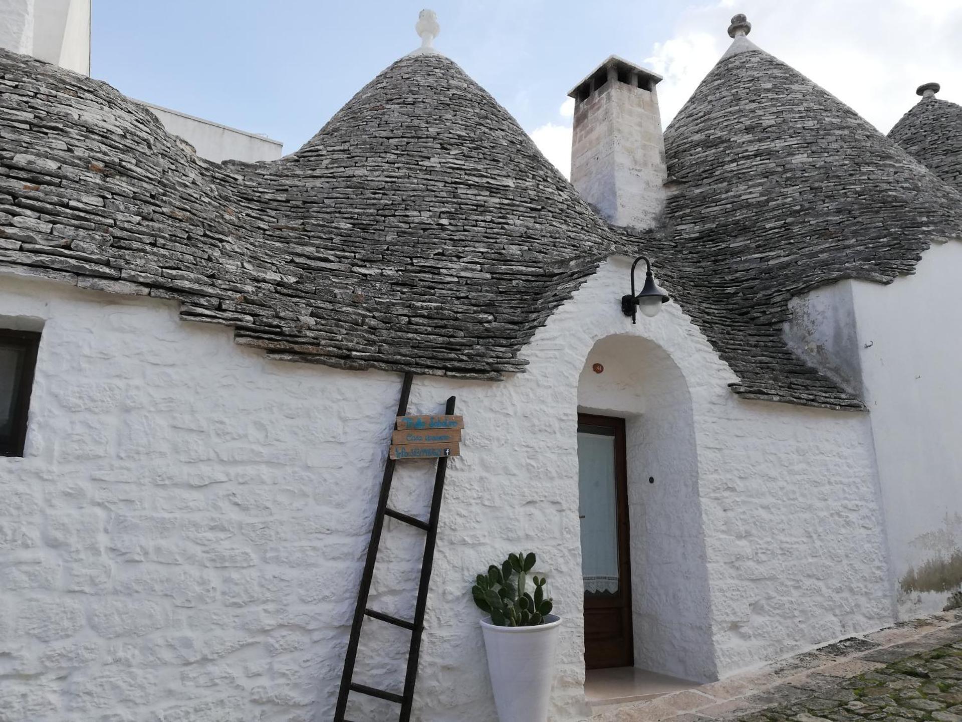 Luxury Trulli Sabotino 48