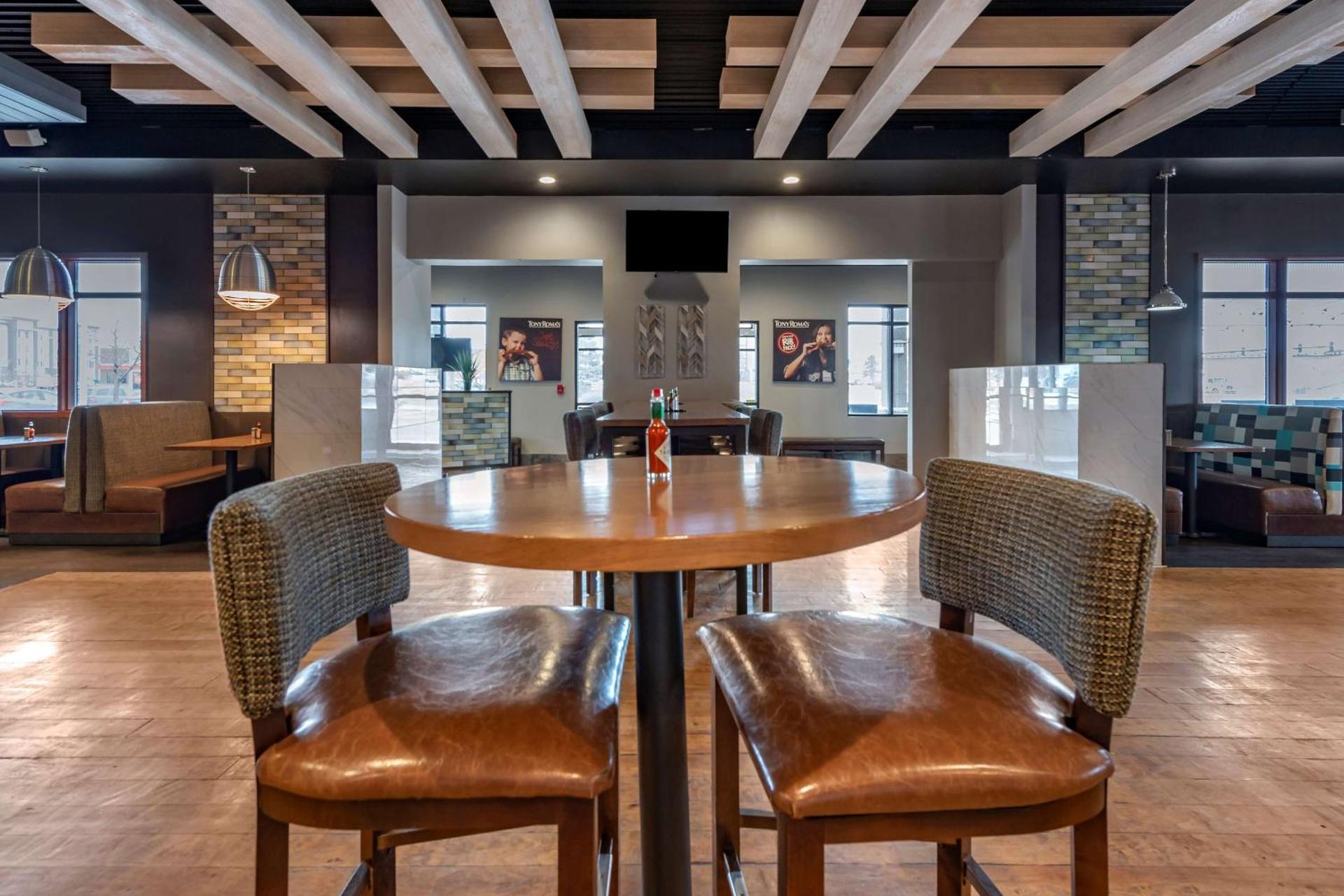 Restaurant/places to eat