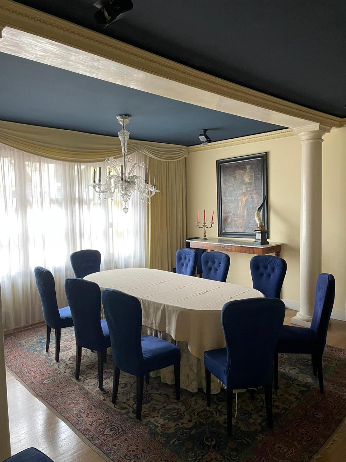 Meeting/conference room