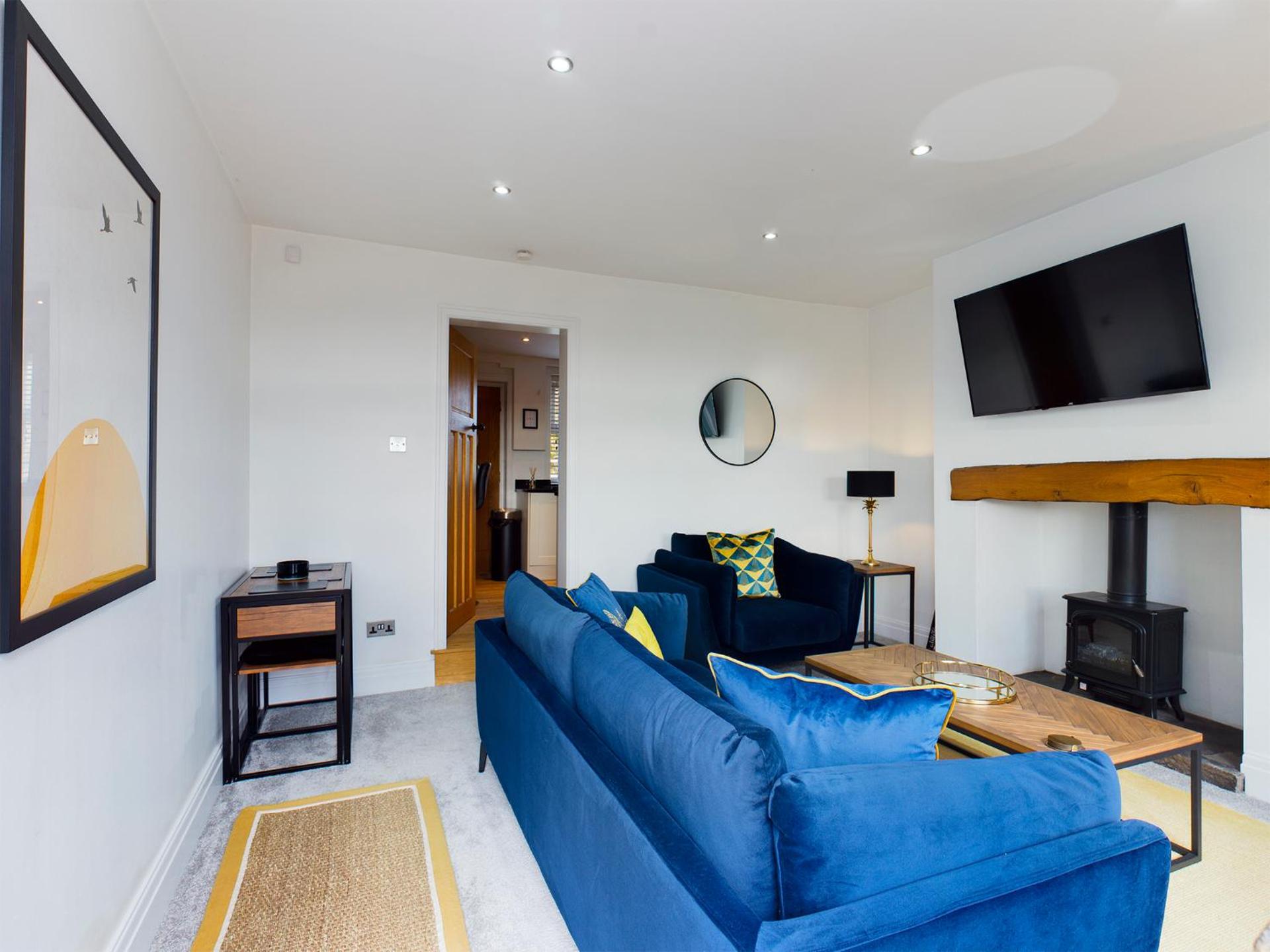 Communal lounge/ TV room