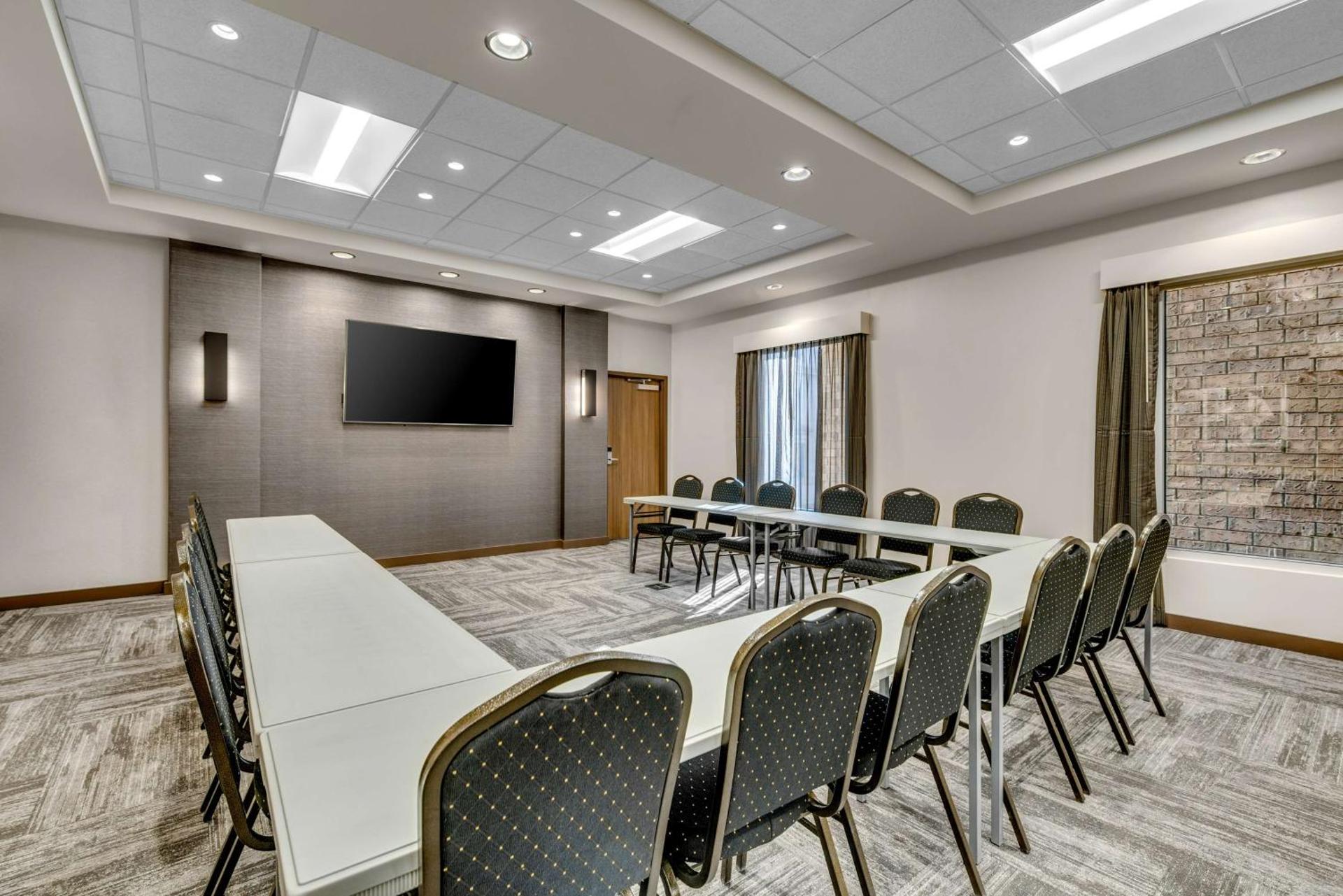 Meeting/conference room