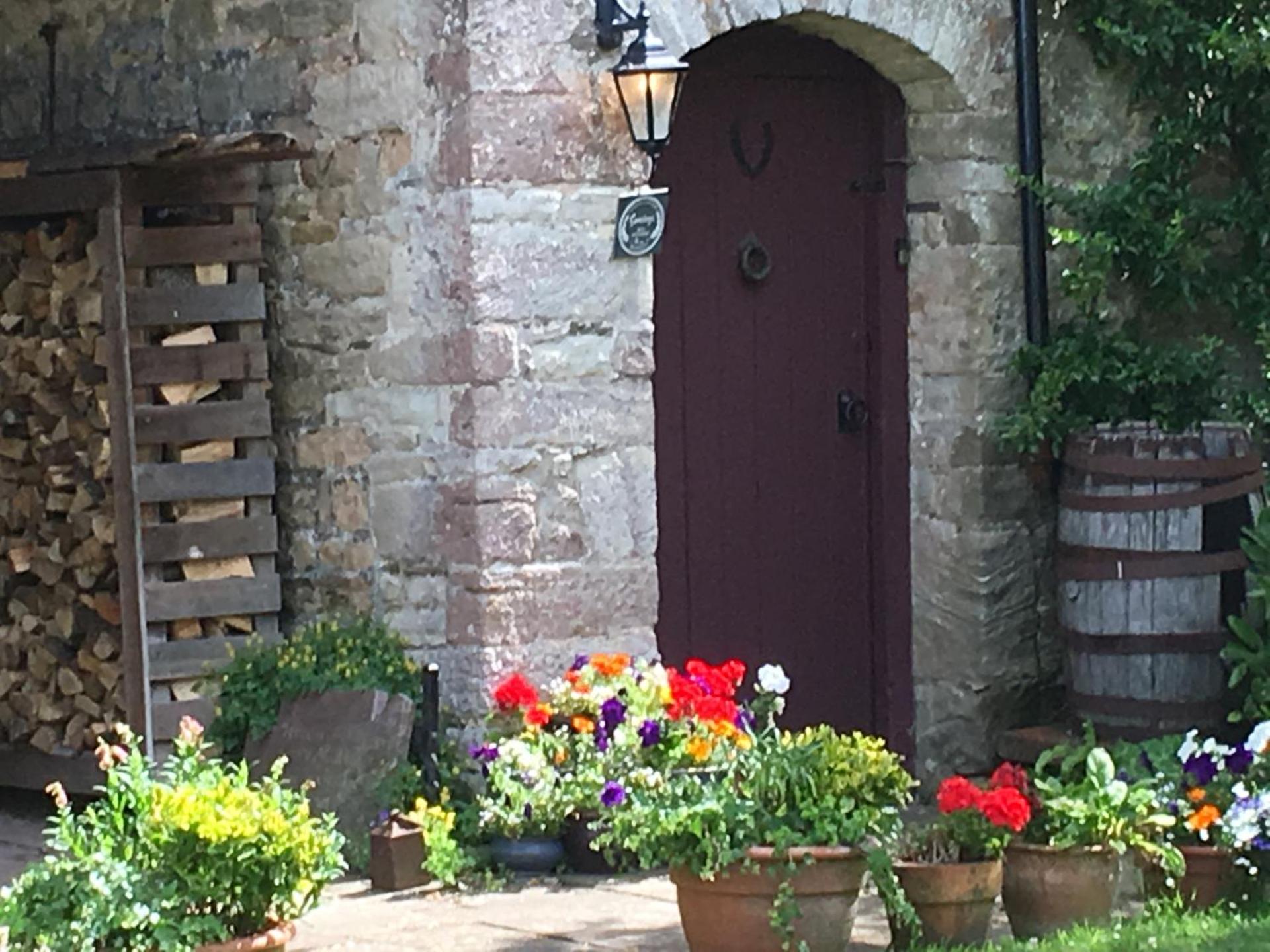 Welsh Gatehouse, Historic Castle which can cater for Electric Vehicle