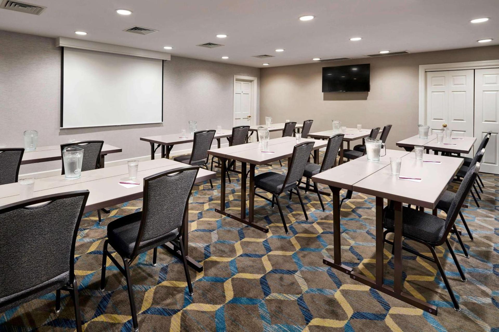 Meeting/conference room