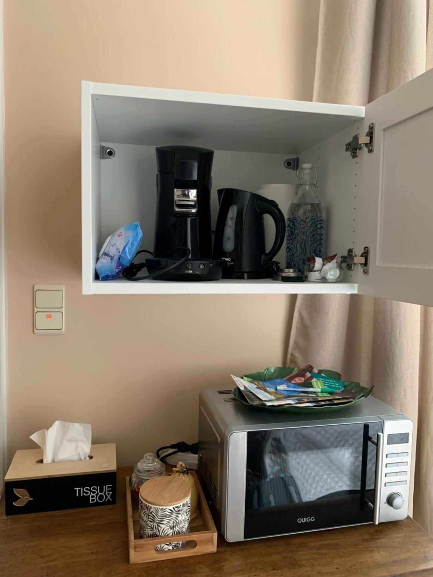 Coffee/tea facilities