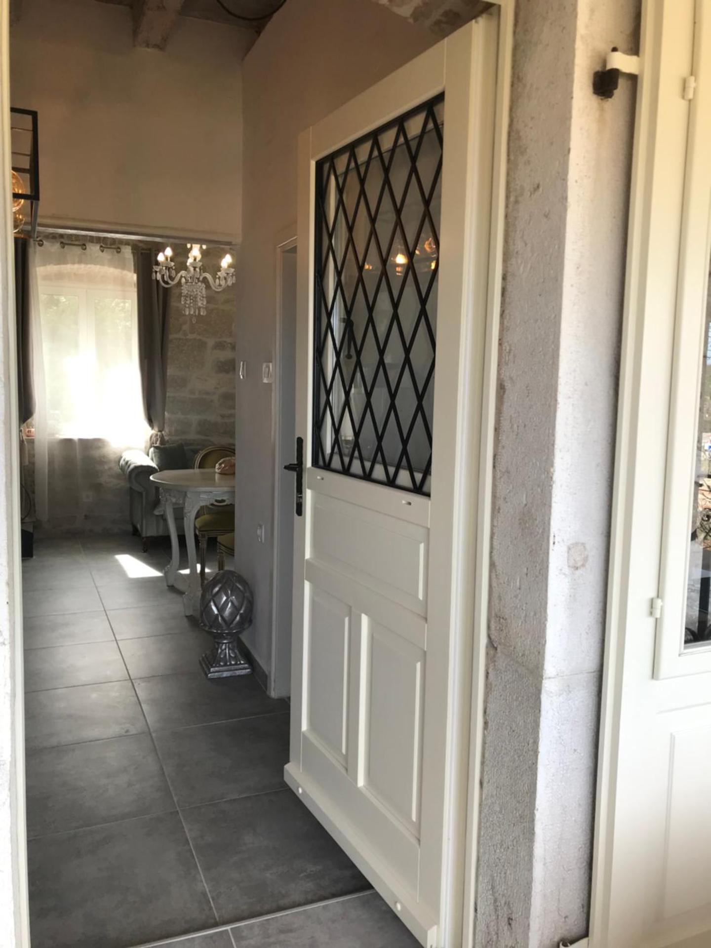 Stone house Chiara Seaview