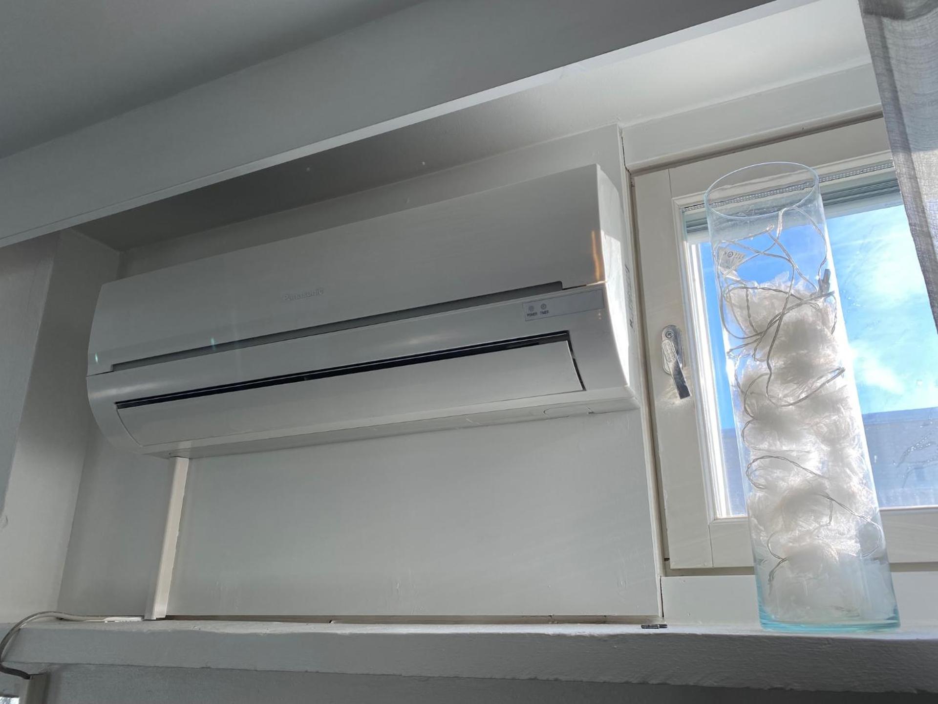 Twin Room with Shared Toilet