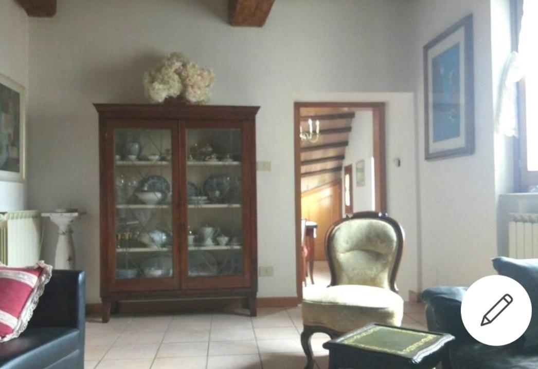 Centro Storico Perugia - Vista Su Assisi